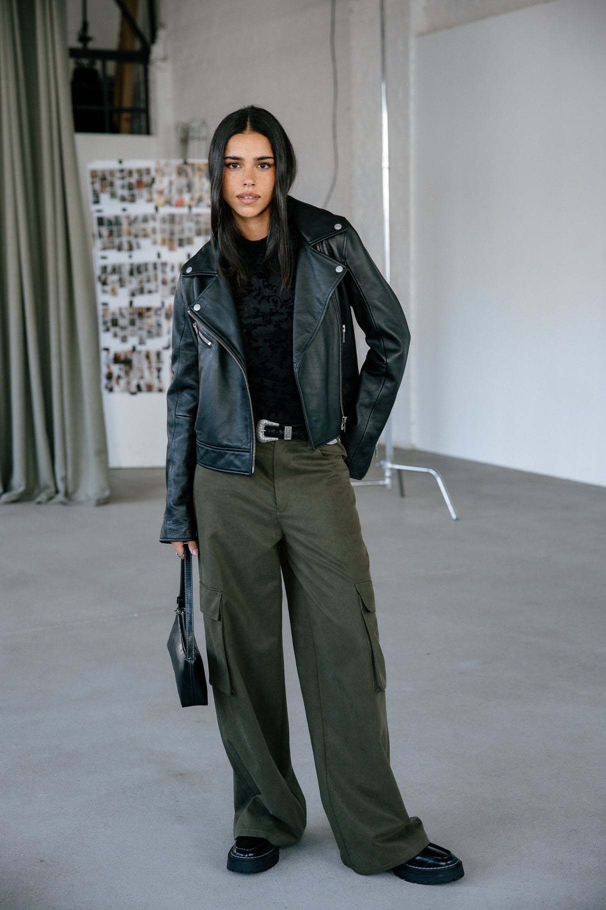 Pantalon large cargo Femme Bono Tencely olive night | Freeman T. Porter