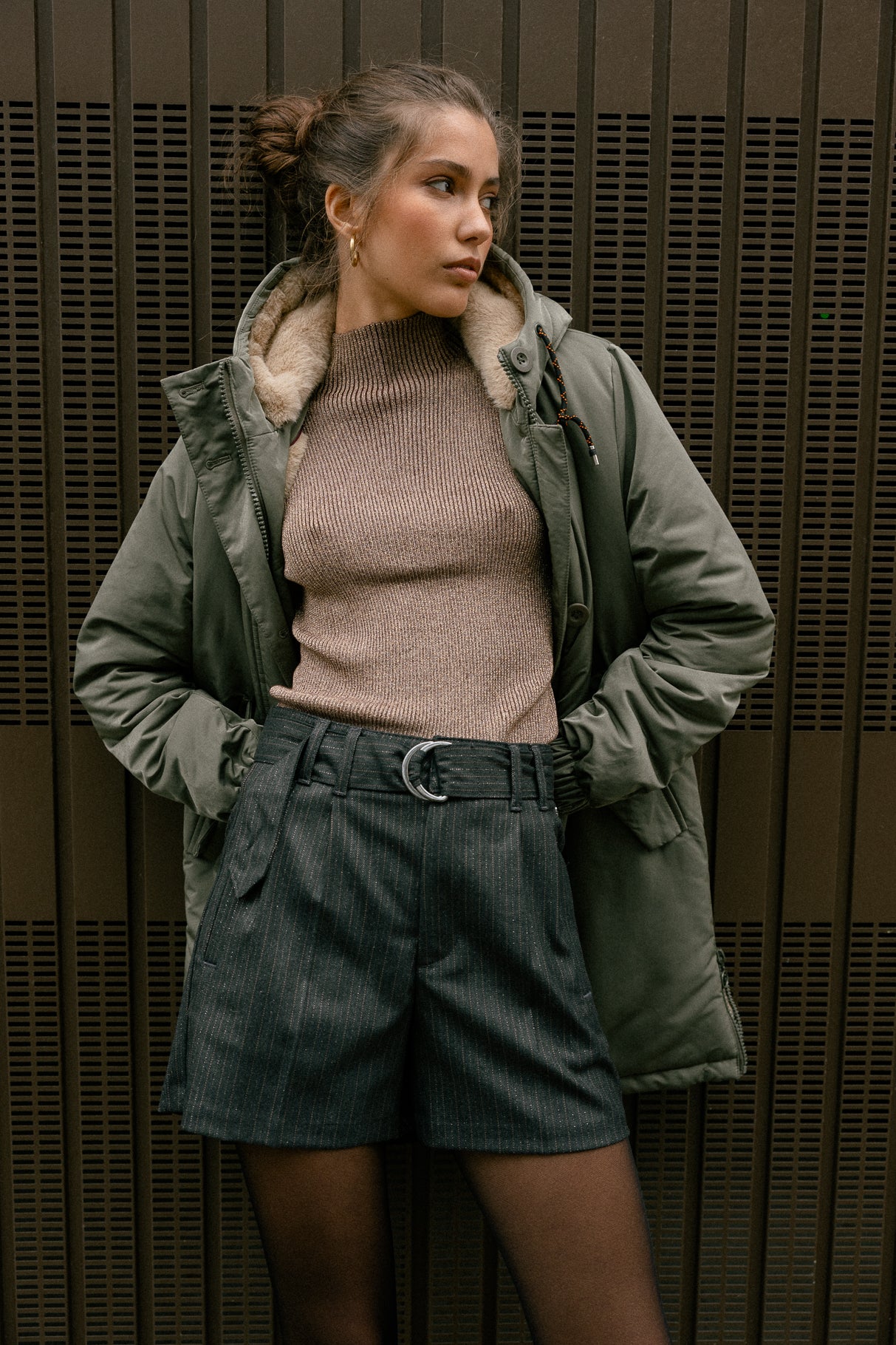 Short à pinces Femme Shawl Dalston dark shadow | Freeman T. Porter
