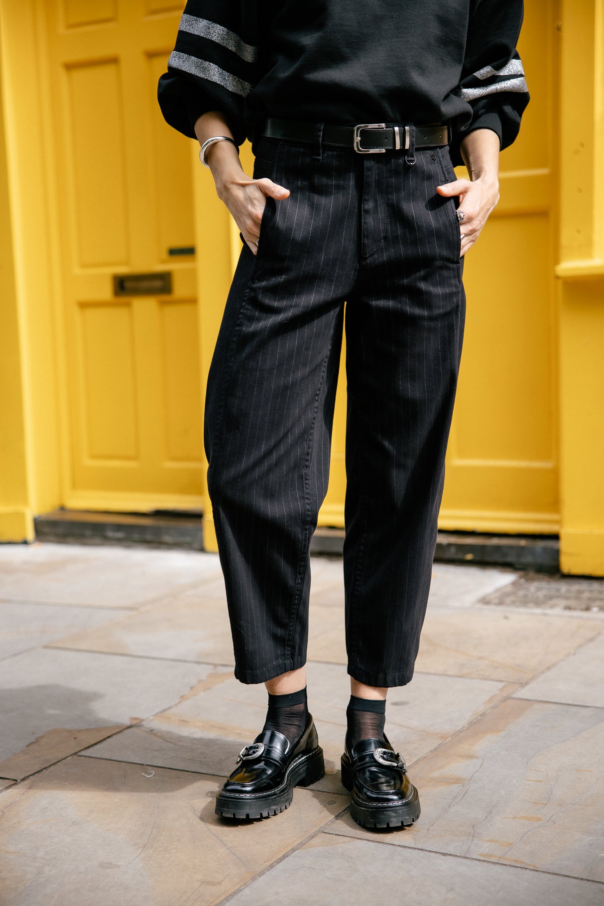 Pantalon jambes ballons Frau Rosalia Kult black | Freeman T. Porter