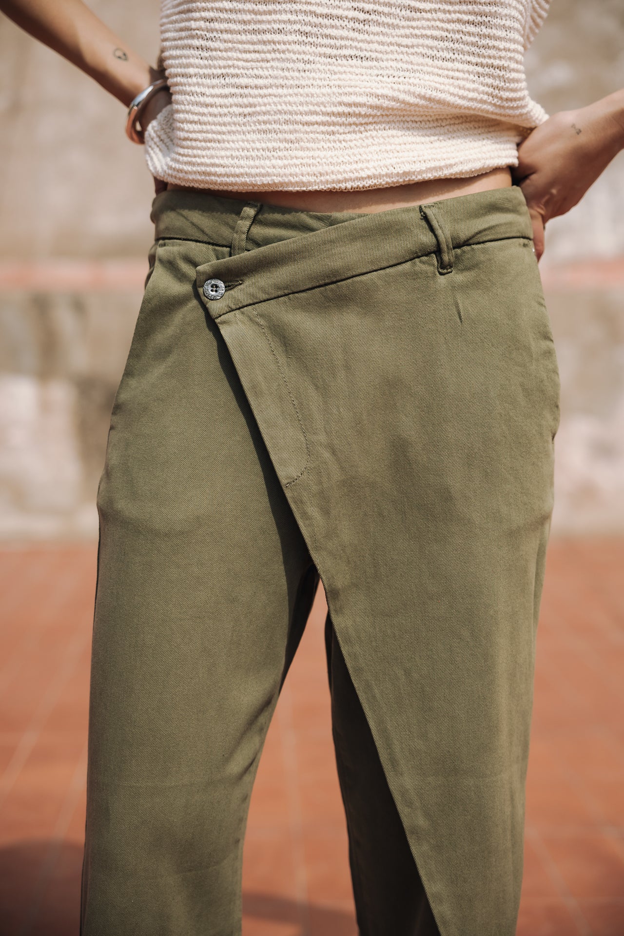 Hose mit hoher Taille Frau Cassie Lynx olive night | Freeman T. Porter