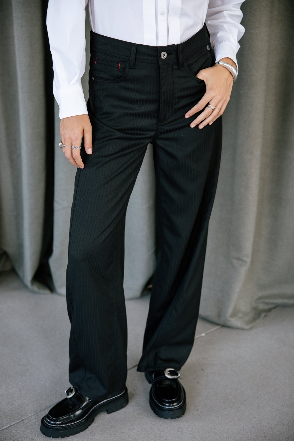 Jeans balloon leg Frau Nettie Crown black | Freeman T. Porter