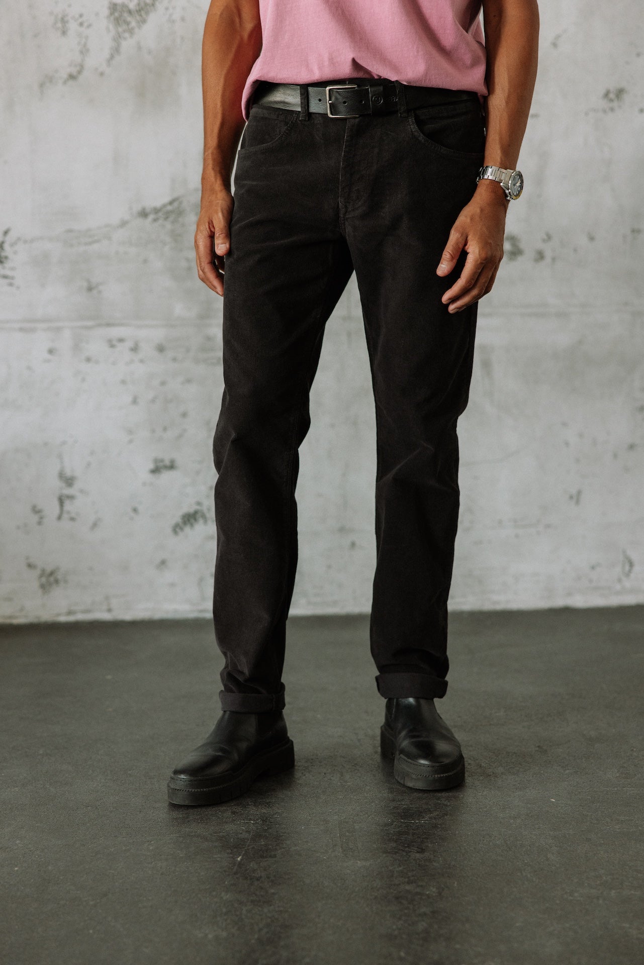 Sich verjüngende Hose Unisex Harry Cora black | Freeman T. Porter
