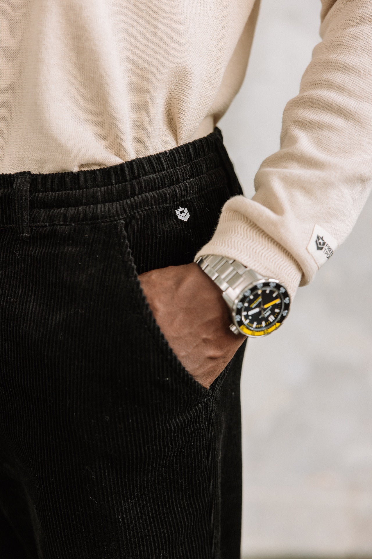 Hose entspannen Mann Derek Corduroy black | Freeman T. Porter