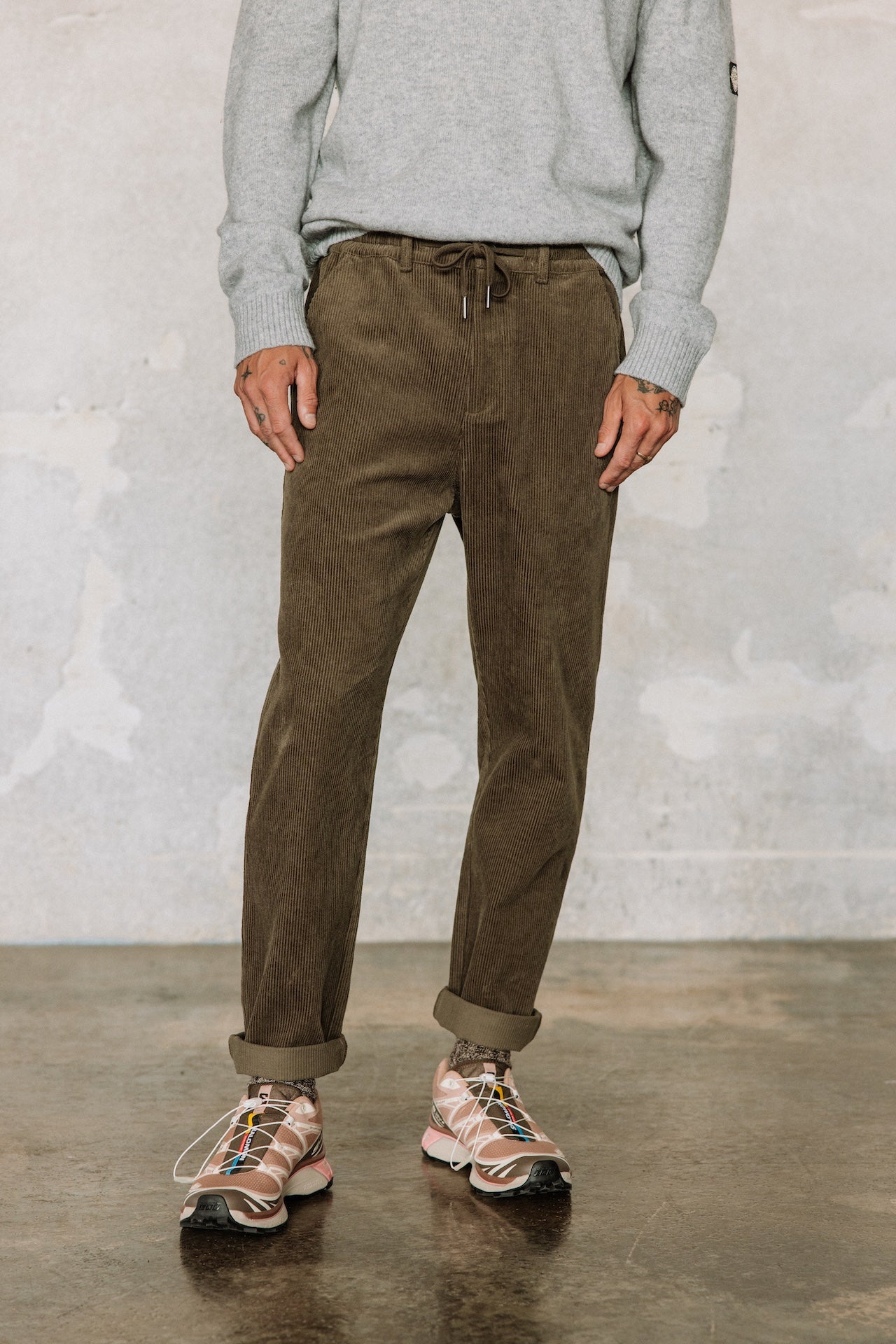 Pantalon relax Hombres Derek Corduroy olive night | Freeman T. Porter