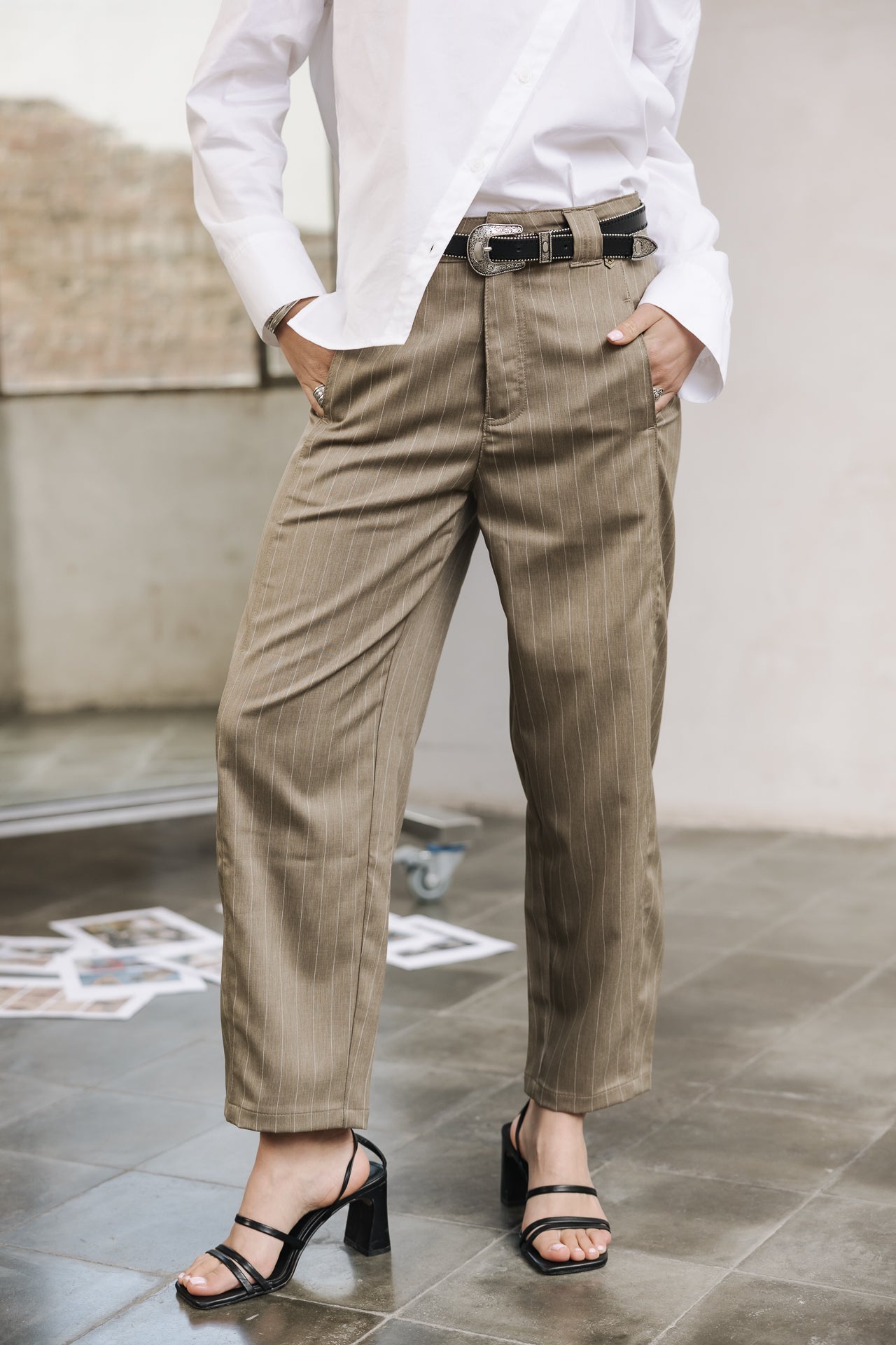 Cropped balloon pants Woman Rosalia City Cairo overland trek | Freeman T. Porter