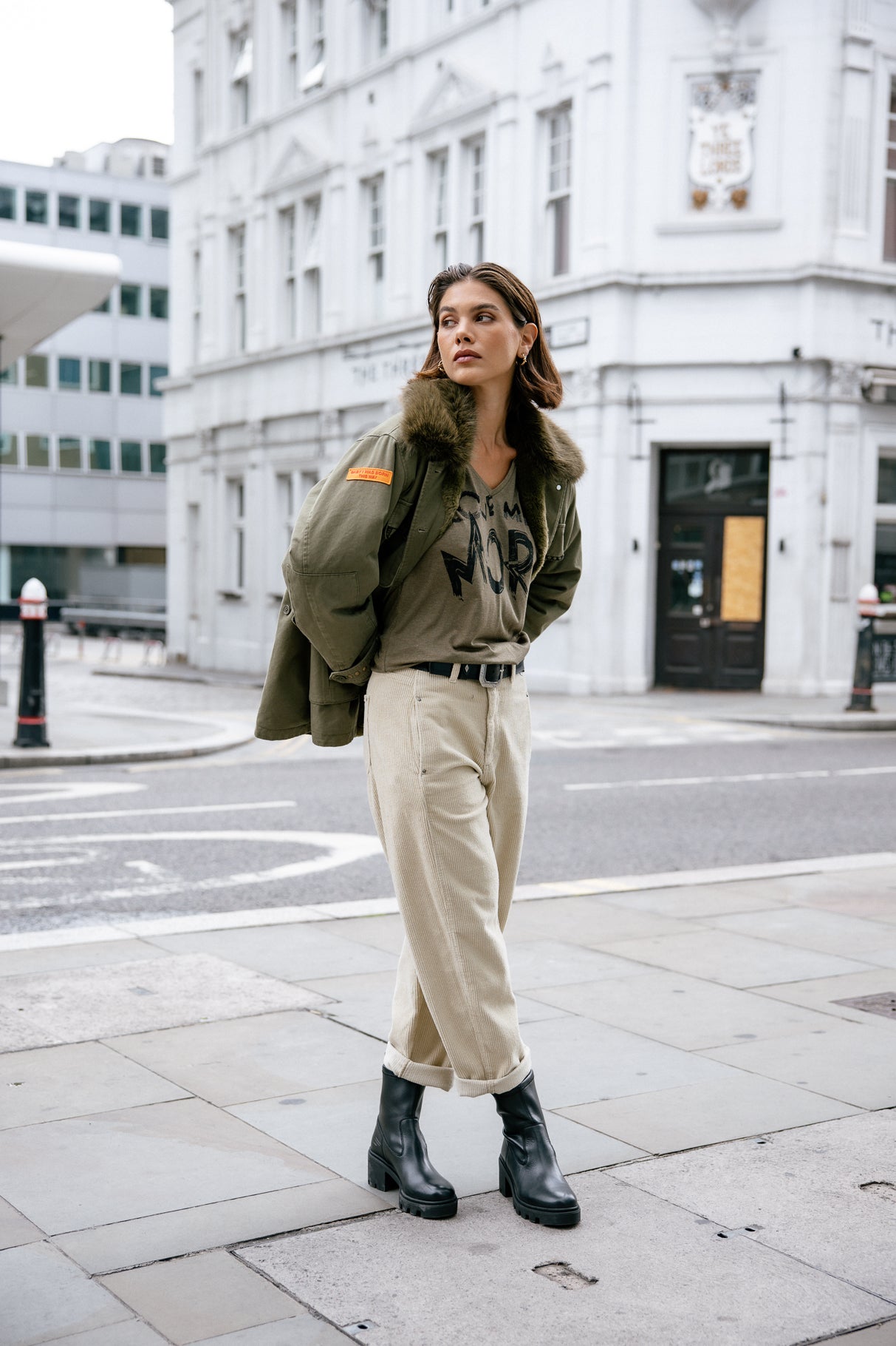 Pantalon en velours Mujer Rosalia Veluto overcast | Freeman T. Porter