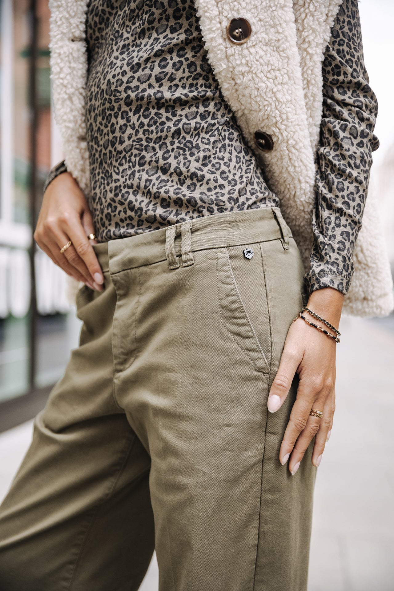 Pantalon large Femme Nickie Felicita olive night | Freeman T. Porter