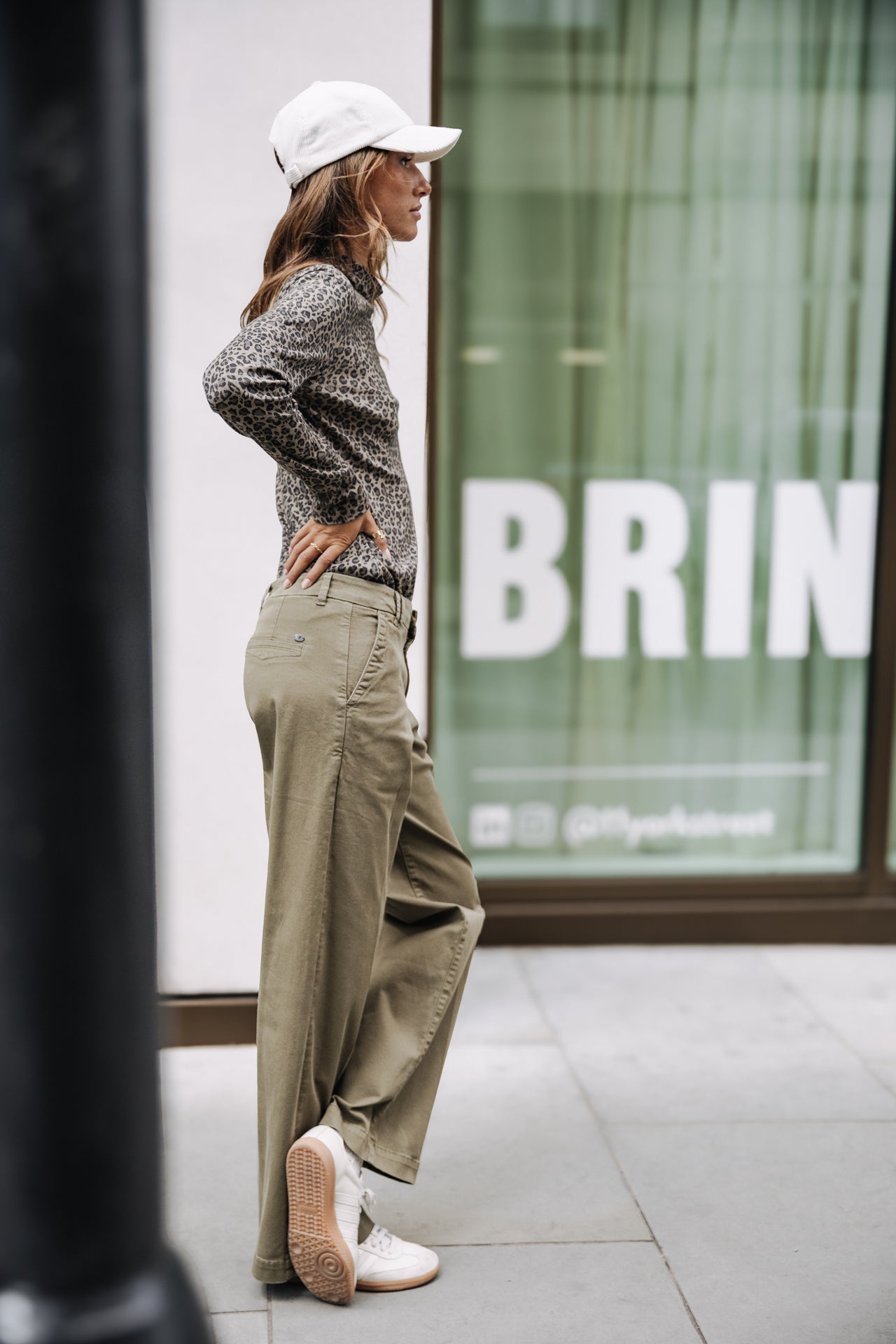 Pantalon large Femme Nickie Felicita olive night | Freeman T. Porter