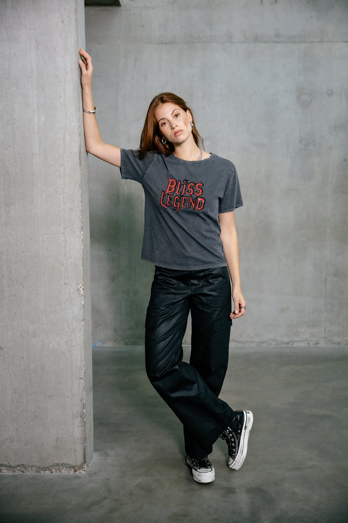 Pantalon cargo large Frau Moxie Coated black | Freeman T. Porter