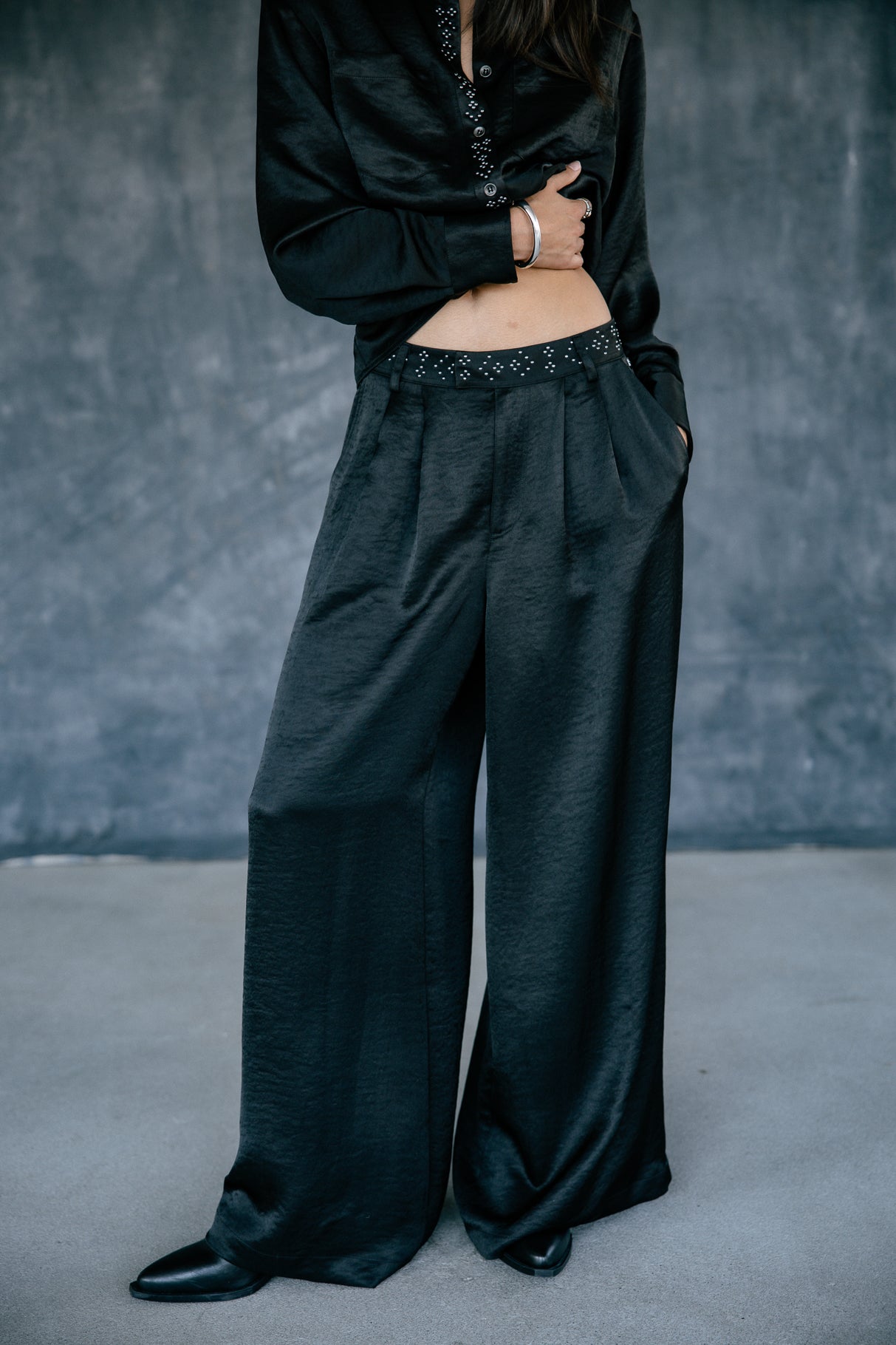 Pantalon large taille haute Femme Paolina Satinado black | Freeman T. Porter
