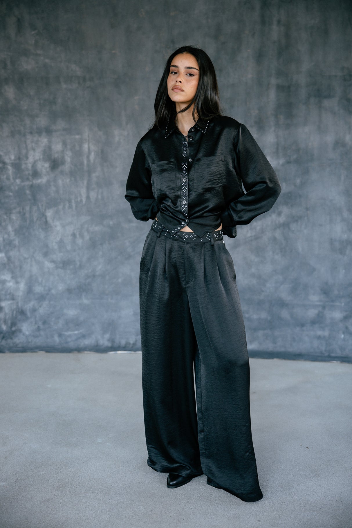 Pantalon large taille haute Frau Paolina Satinado black | Freeman T. Porter
