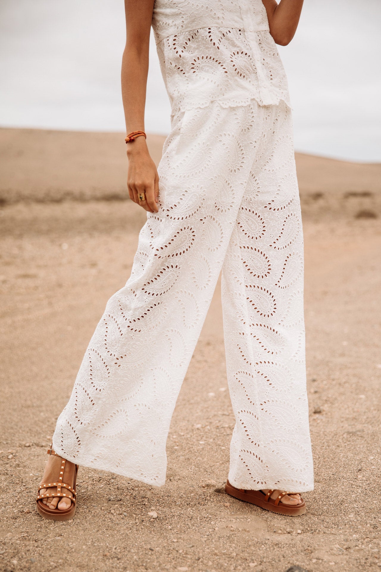 Pantalon large Femme Patrizia Lace white | Freeman T. Porter