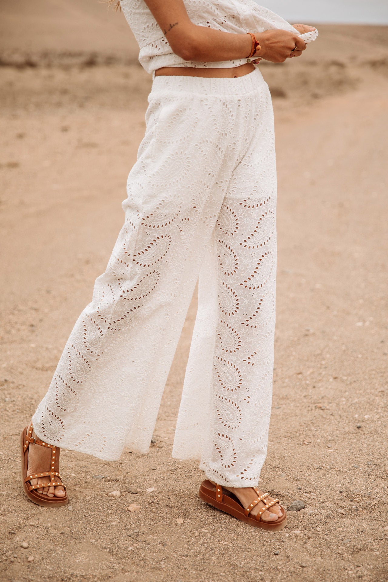Pantalon large Femme Patrizia Lace white | Freeman T. Porter