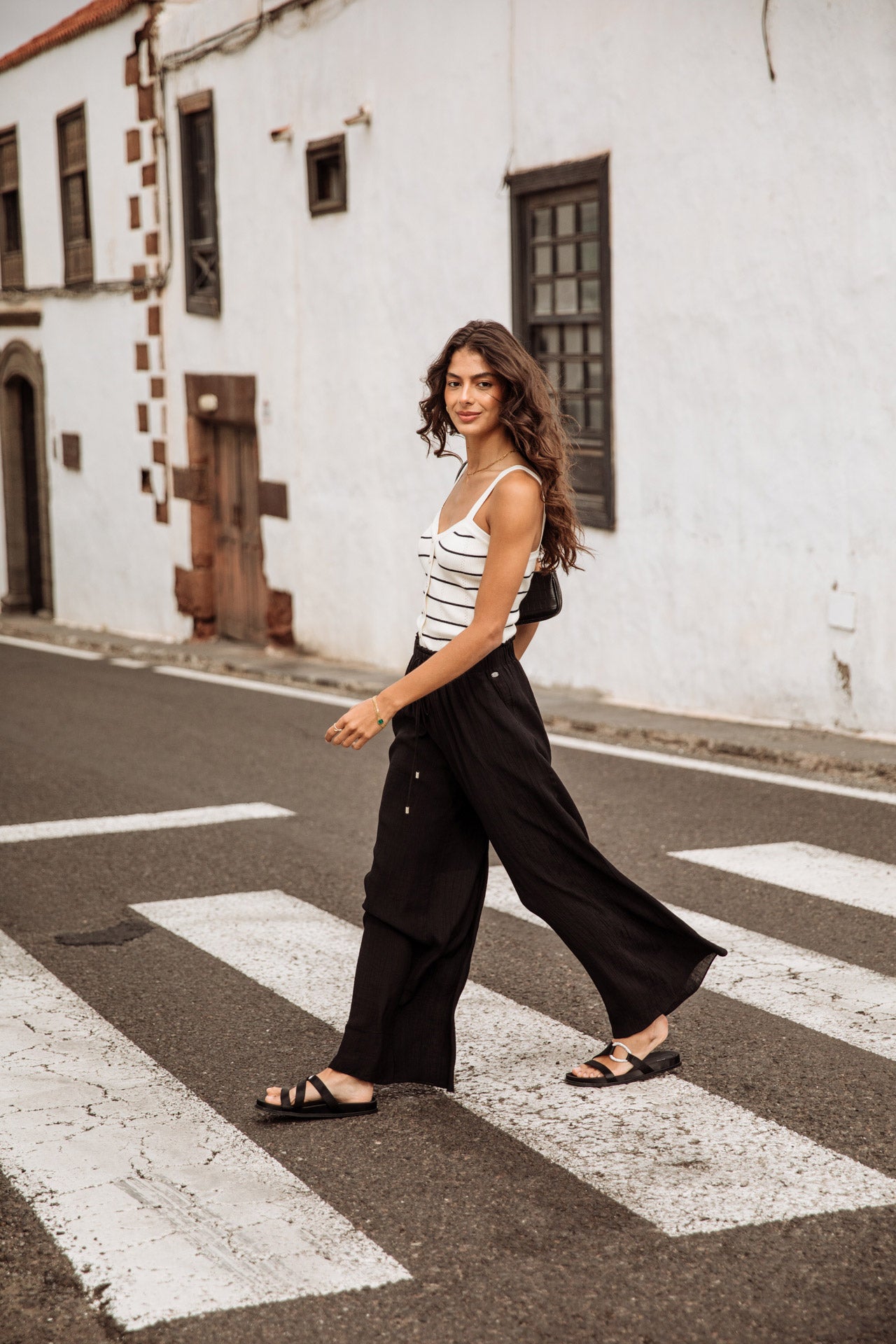 Pantalon palazzo Mujer Phandy Plain Color black | Freeman T. Porter