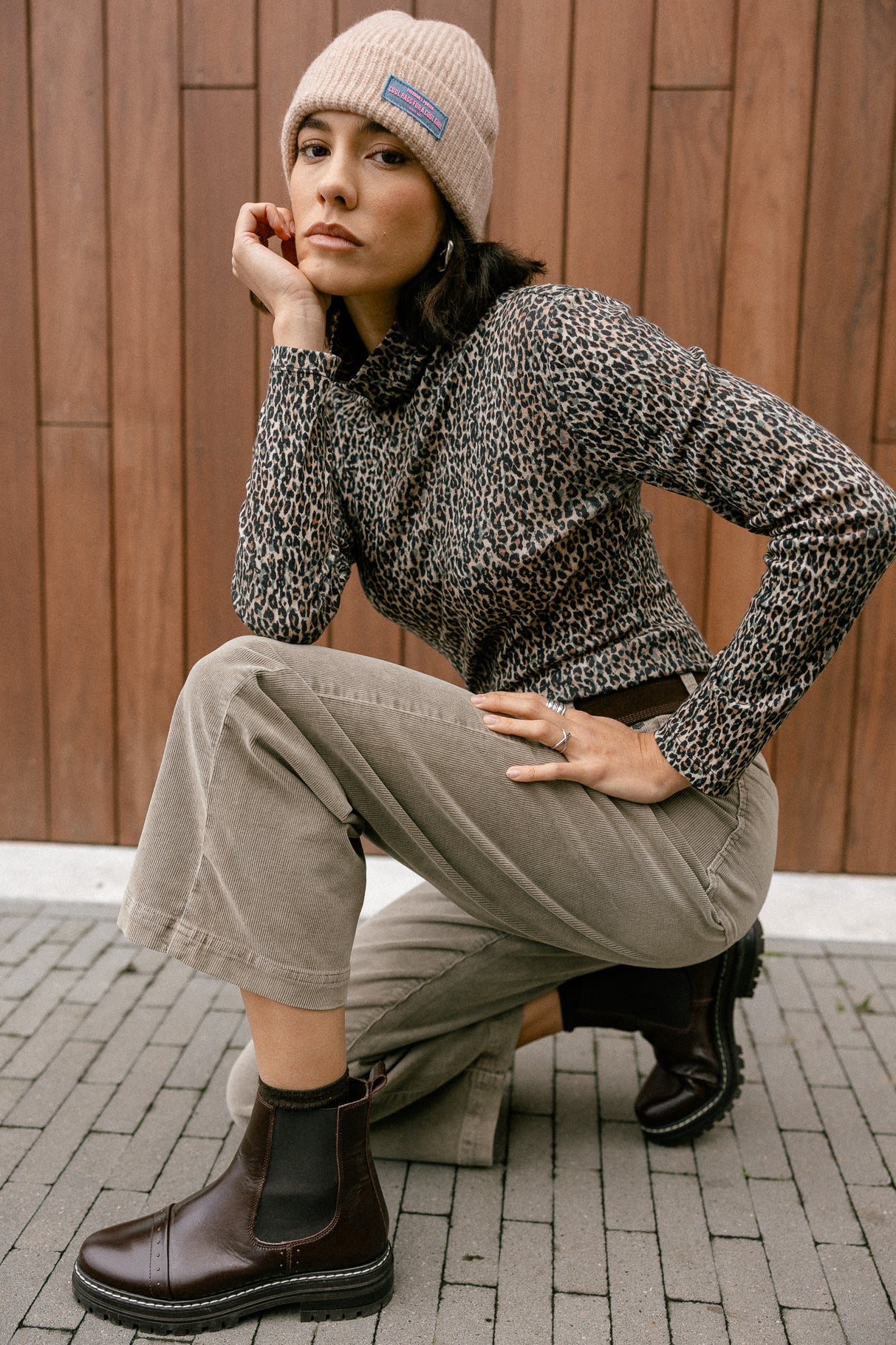 Pantalon cropped large à revers Femme Alice Needlecord kelp | Freeman T. Porter