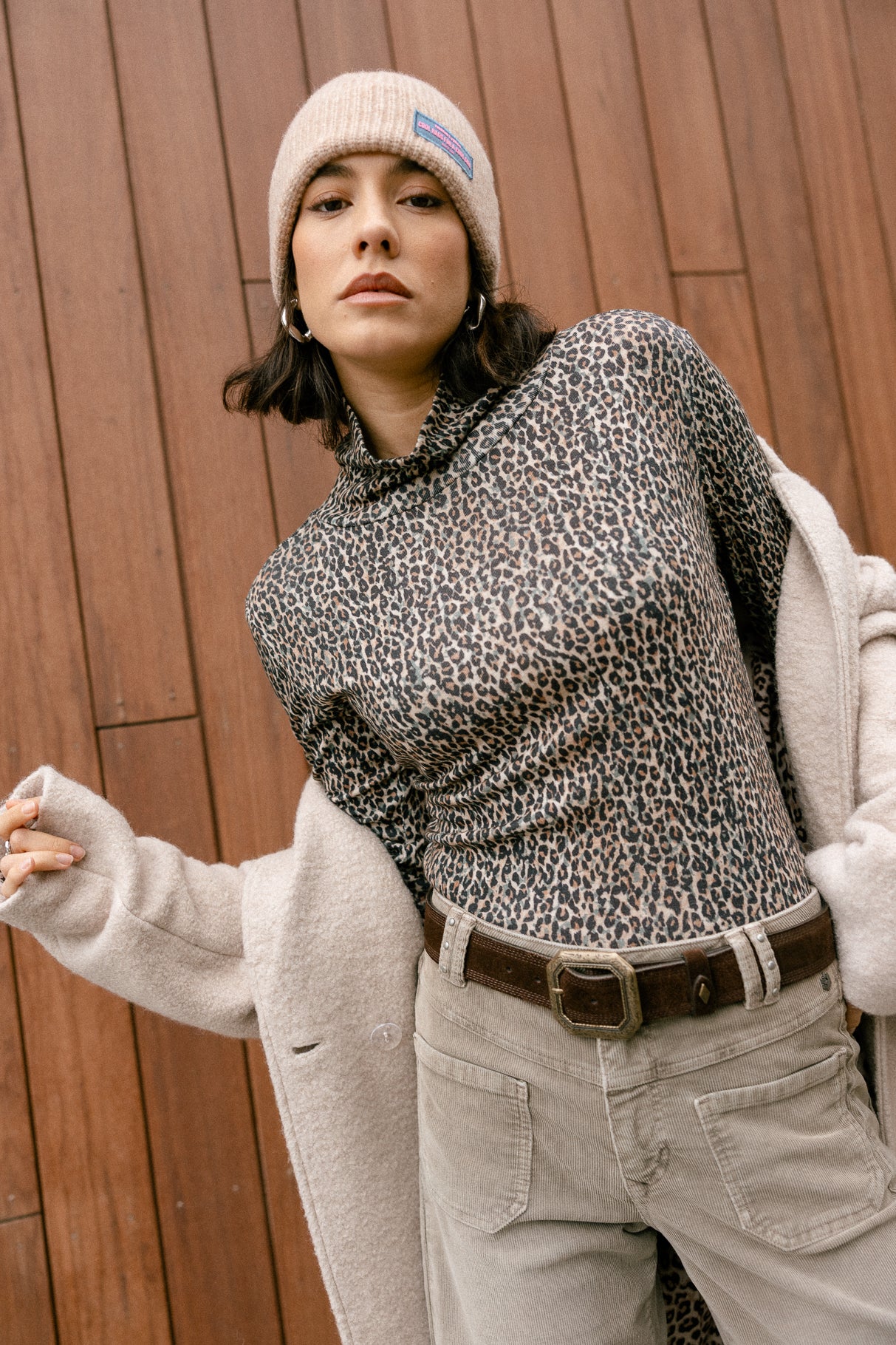 Pantalon cropped large à revers Femme Alice Needlecord kelp | Freeman T. Porter