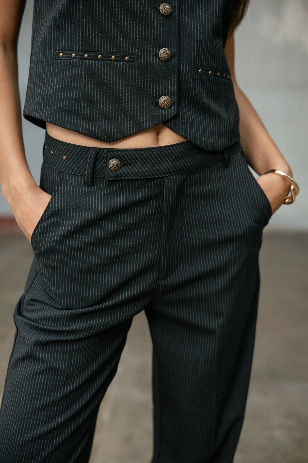 Pantalon large taille haute Woman Sharon Oficina black iris | Freeman T. Porter