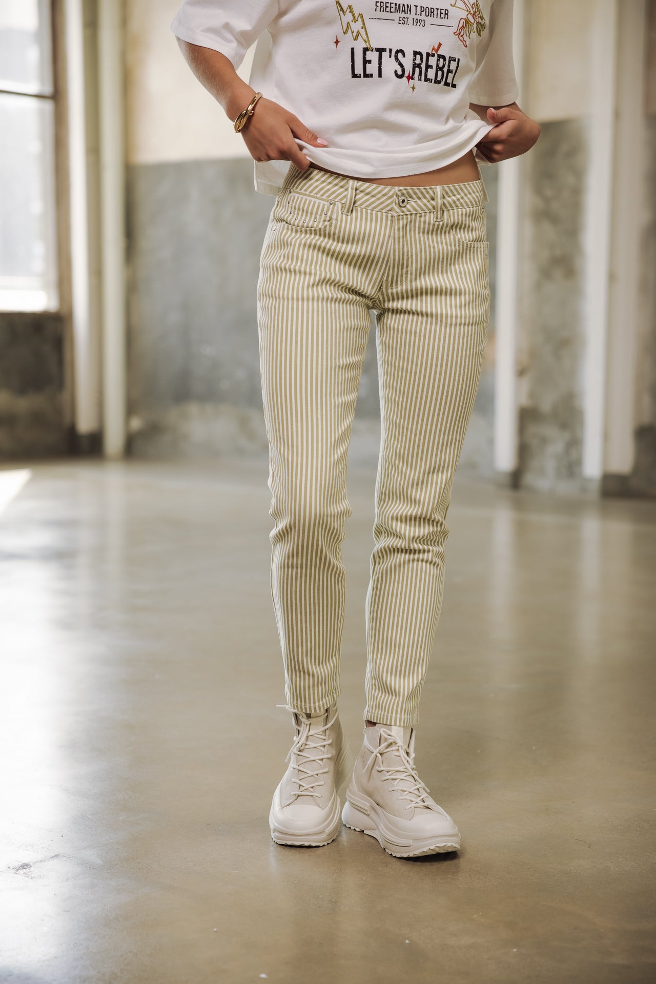 Cropped pants Woman Sophy Coyote beige | Freeman T. Porter
