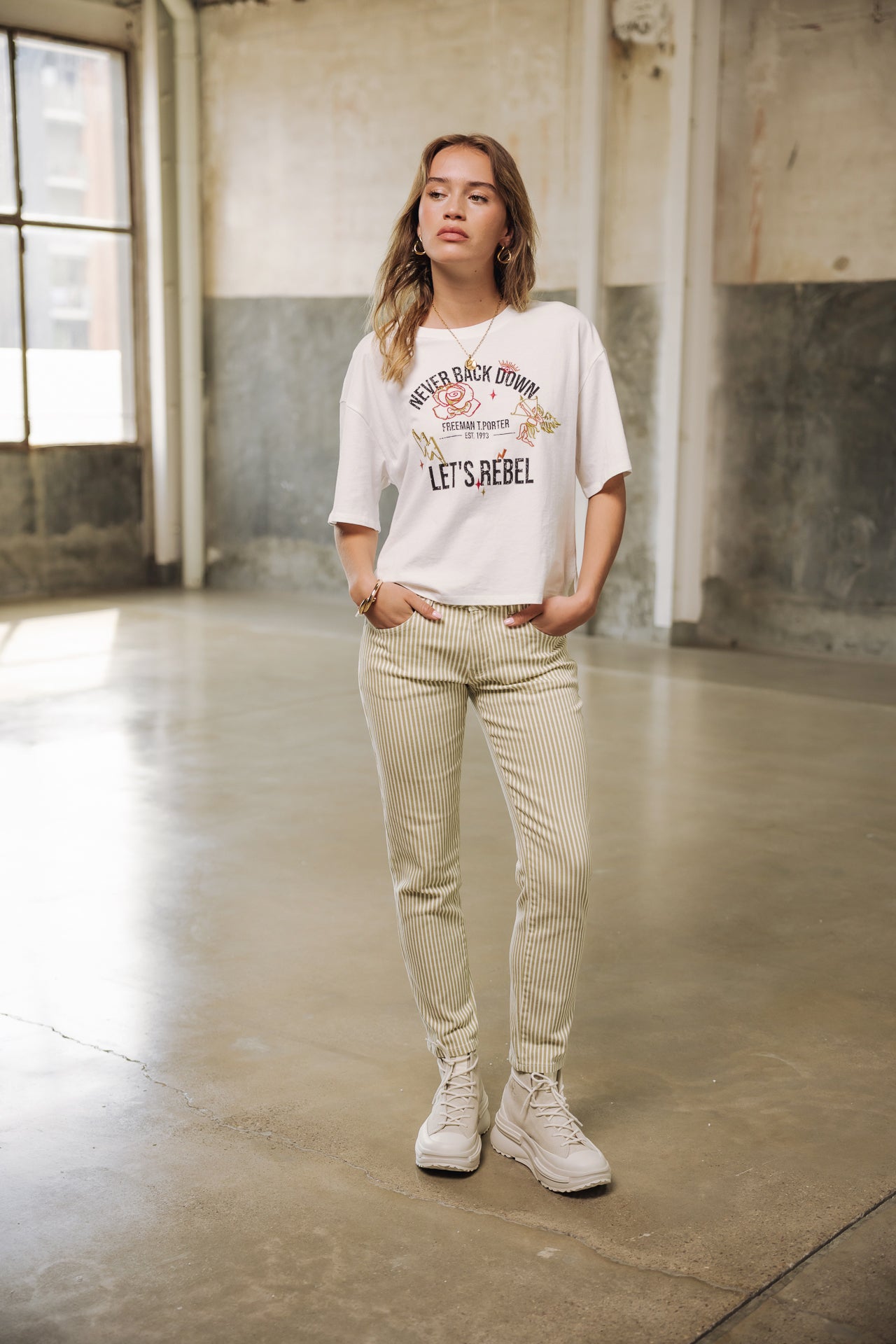 Cropped pants Woman Sophy Coyote beige | Freeman T. Porter