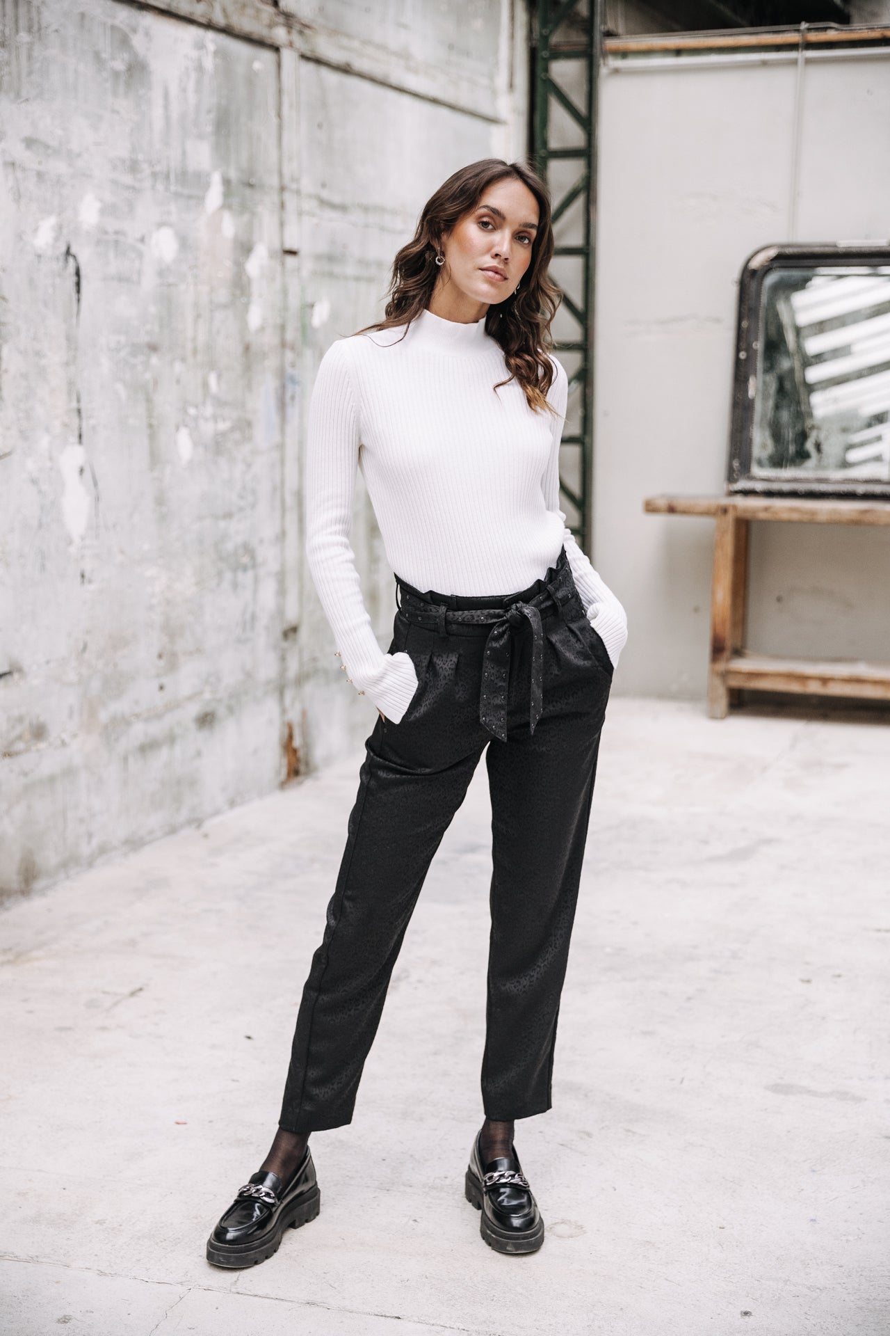 Pantalon city Paperbag Femme Isadora Gyal black | Freeman T. Porter