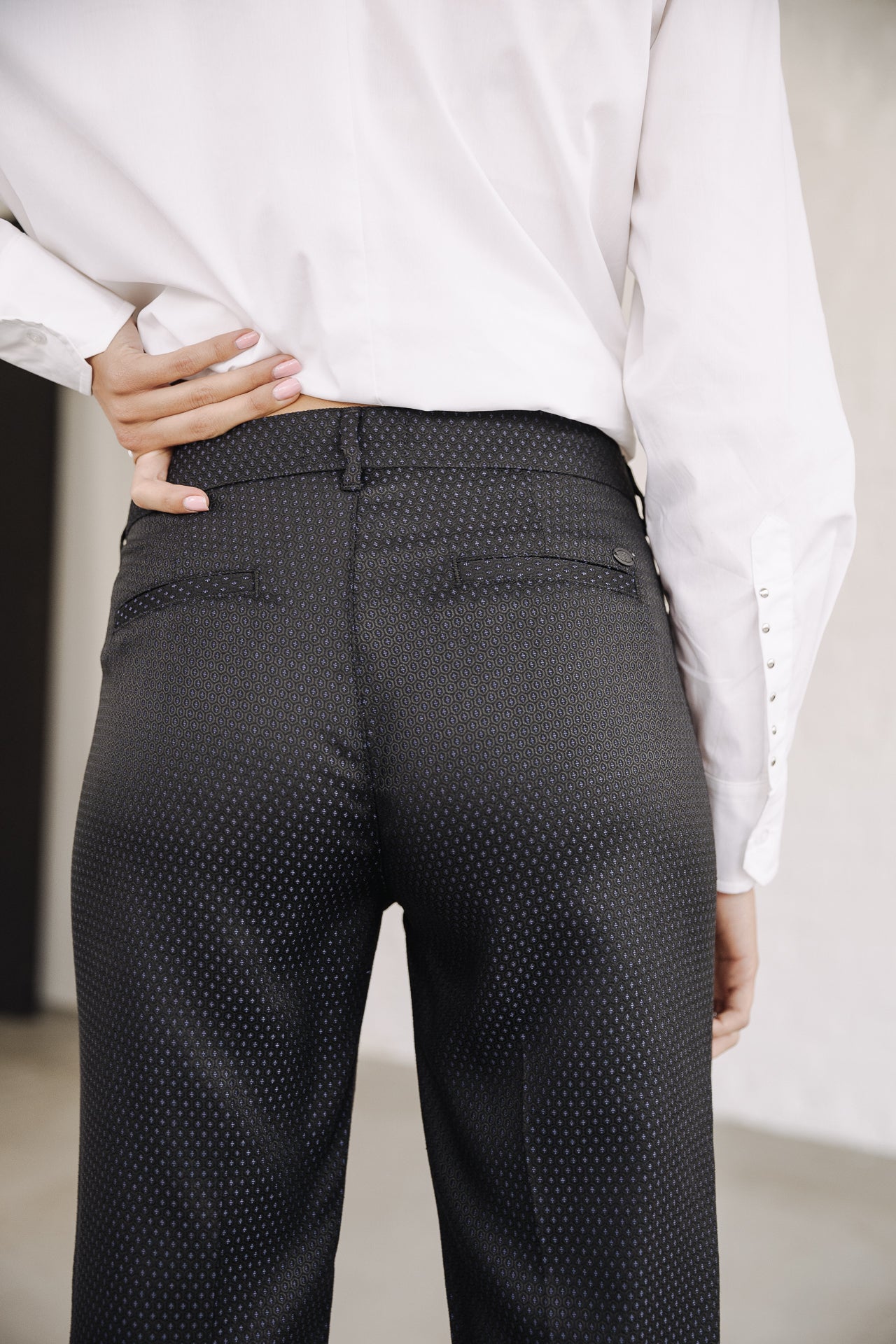 Pantalon city slim Femme Claudia Blink black | Freeman T. Porter