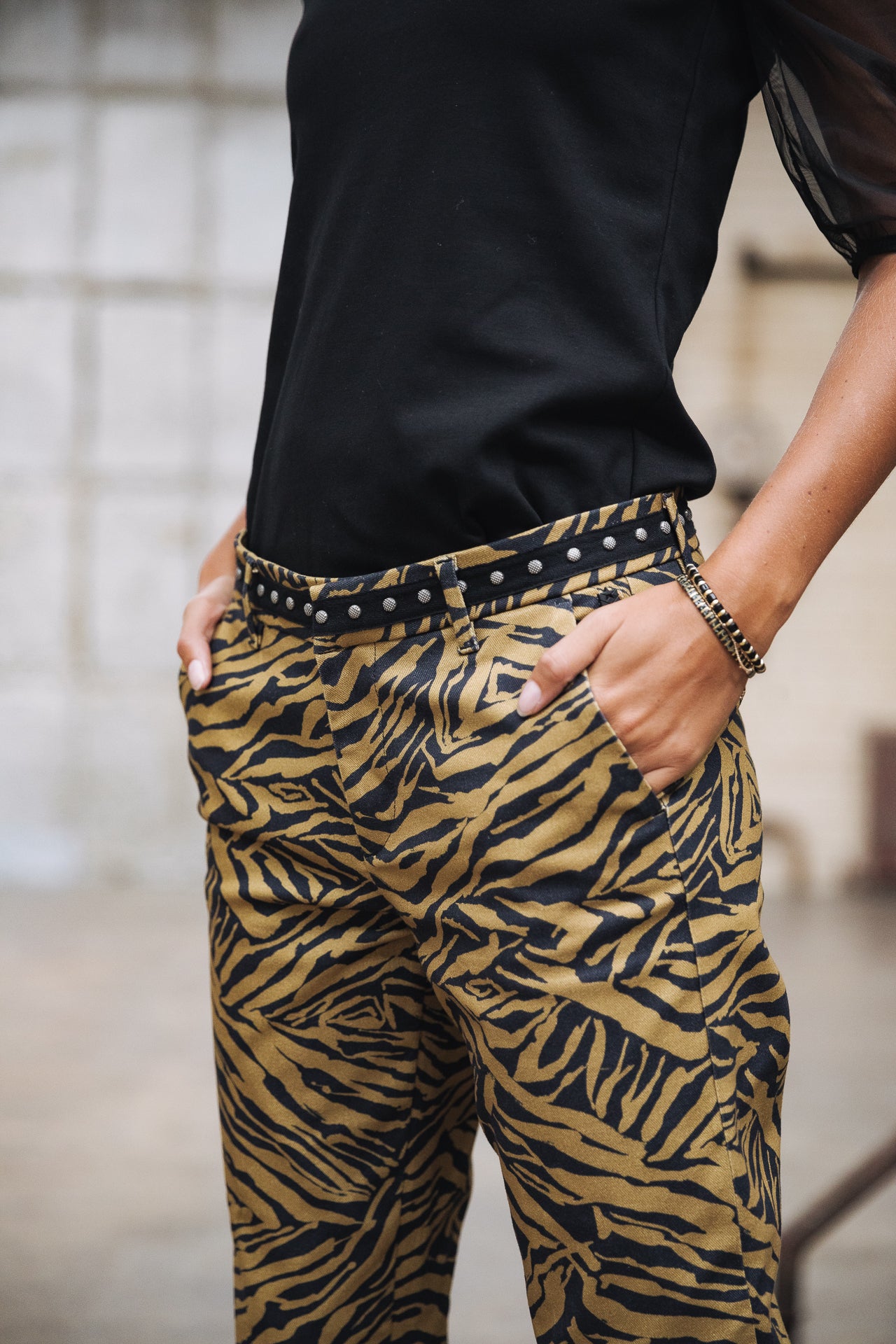 Pantalon city slim Woman Claudia Savana original | Freeman T. Porter