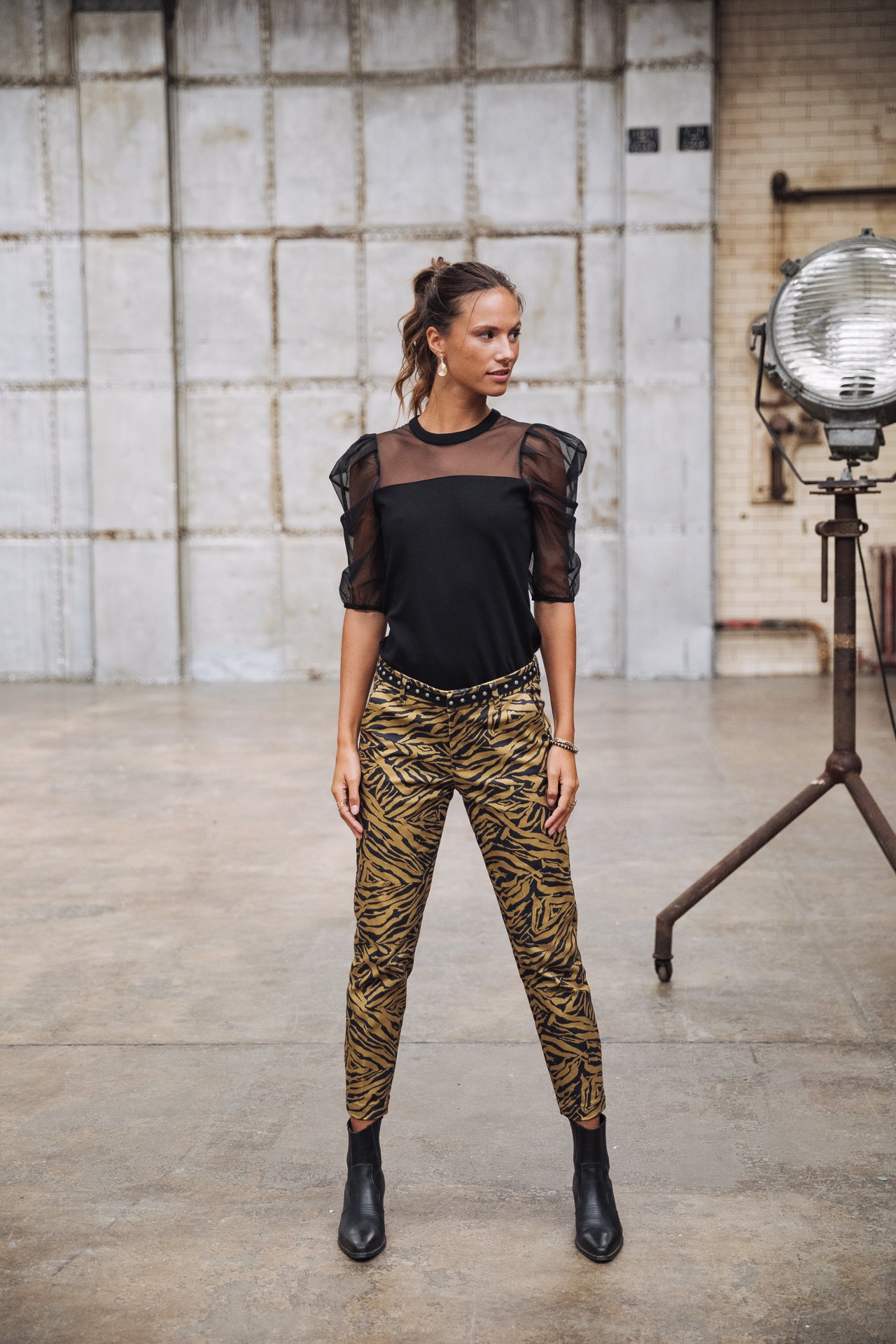 Pantalon city slim Woman Claudia Savana original | Freeman T. Porter
