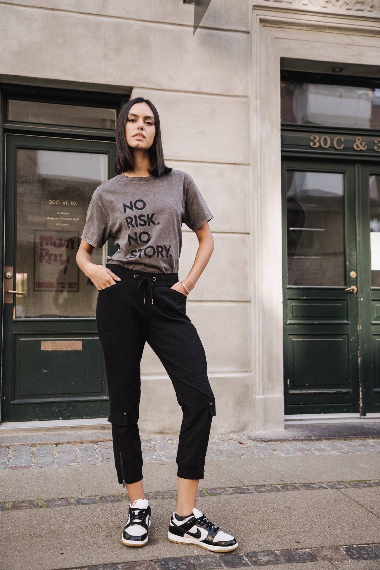 Pantalon cargo Femme Celine Sapa black | Freeman T. Porter