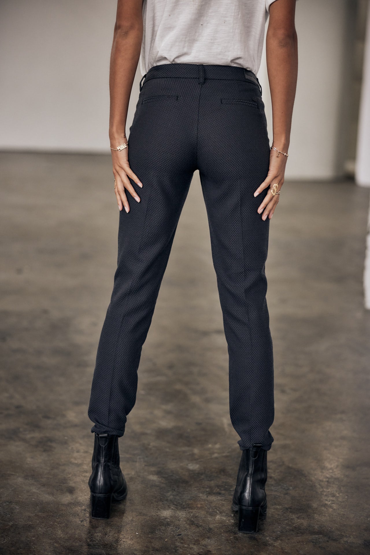 Pantalon super slim Femme Tessa Colish ebony | Freeman T. Porter