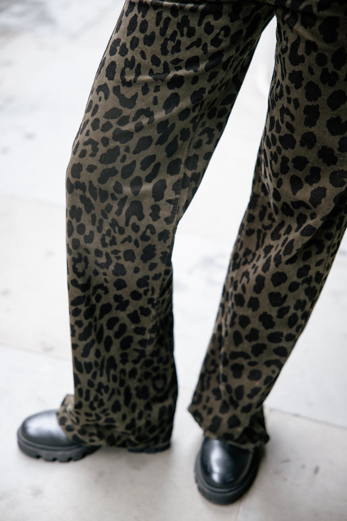 Pantalon large Femme Agatha Bachata olive night | Freeman T. Porter