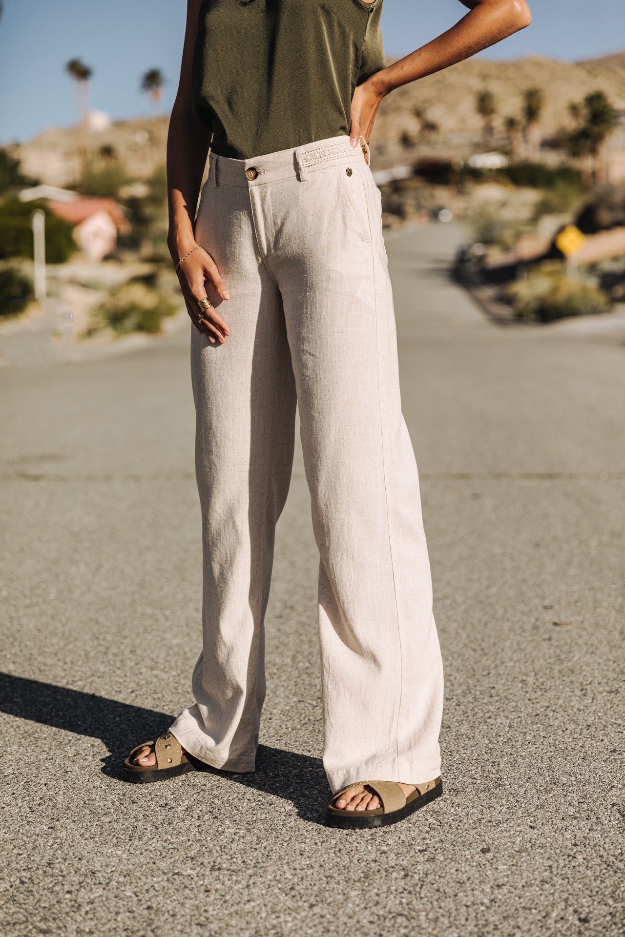 Pantalon large en lin Femme Agatha simply taupe | Freeman T. Porter