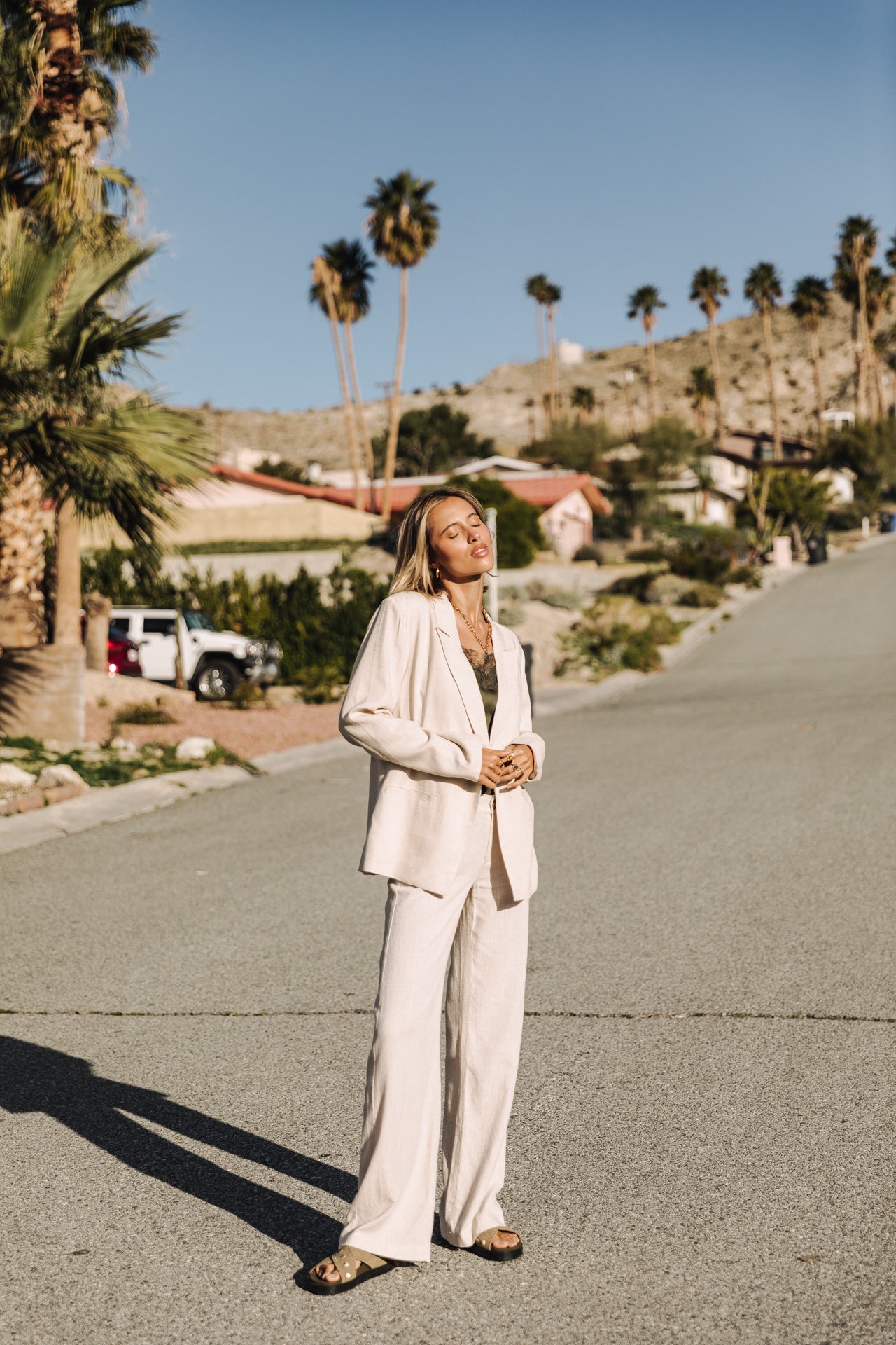 Pantalon large en lin Femme Agatha simply taupe | Freeman T. Porter