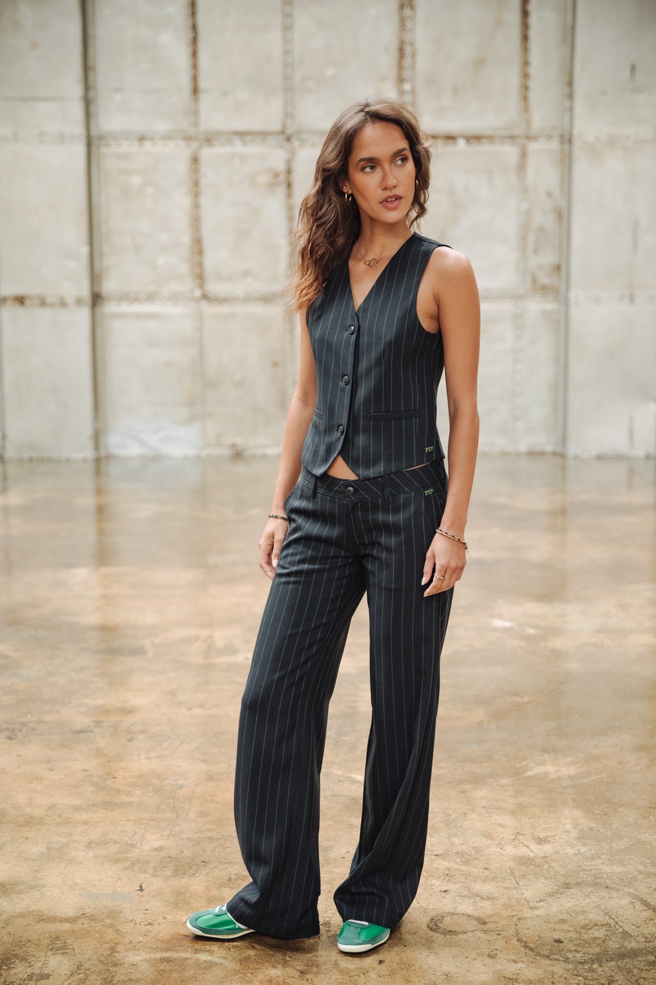 Pantalon large taille basse Femme Agatha Society dark navy | Freeman T. Porter