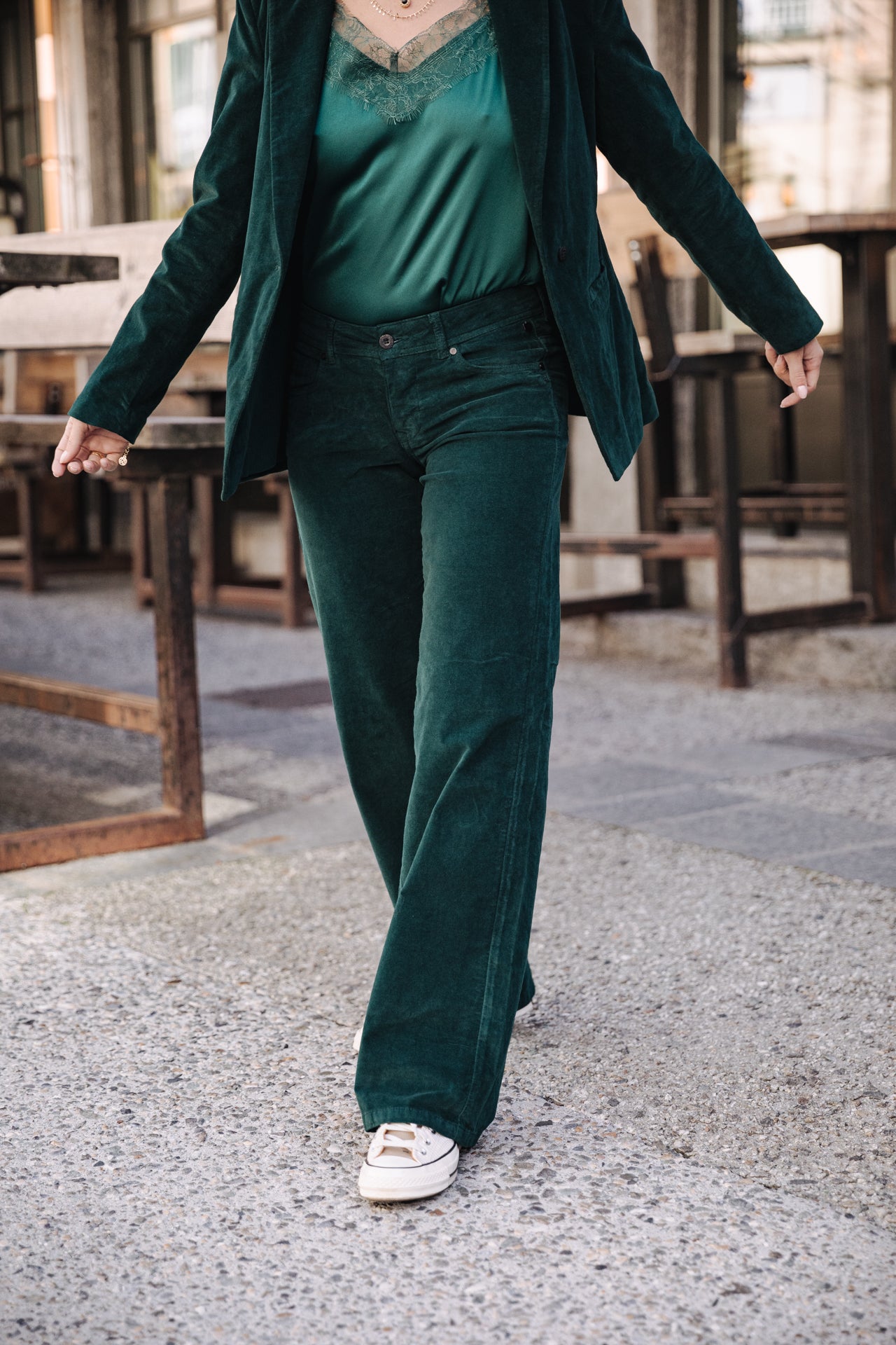 Pantalon large taille basse Femme Agatha Velvet ponderosa pine | Freeman T. Porter