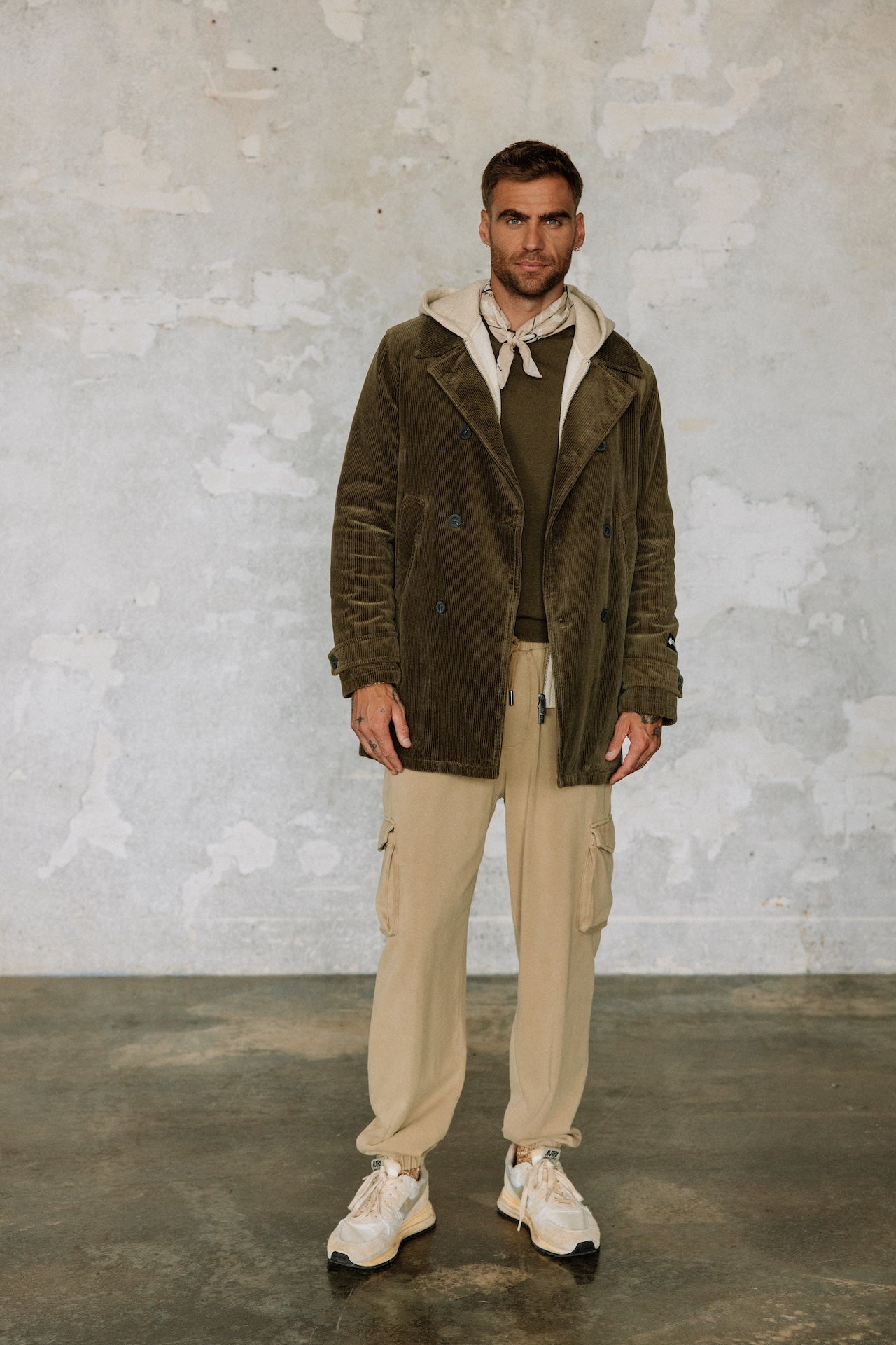 Pantalon slim Mann Miles Alpha beige | Freeman T. Porter