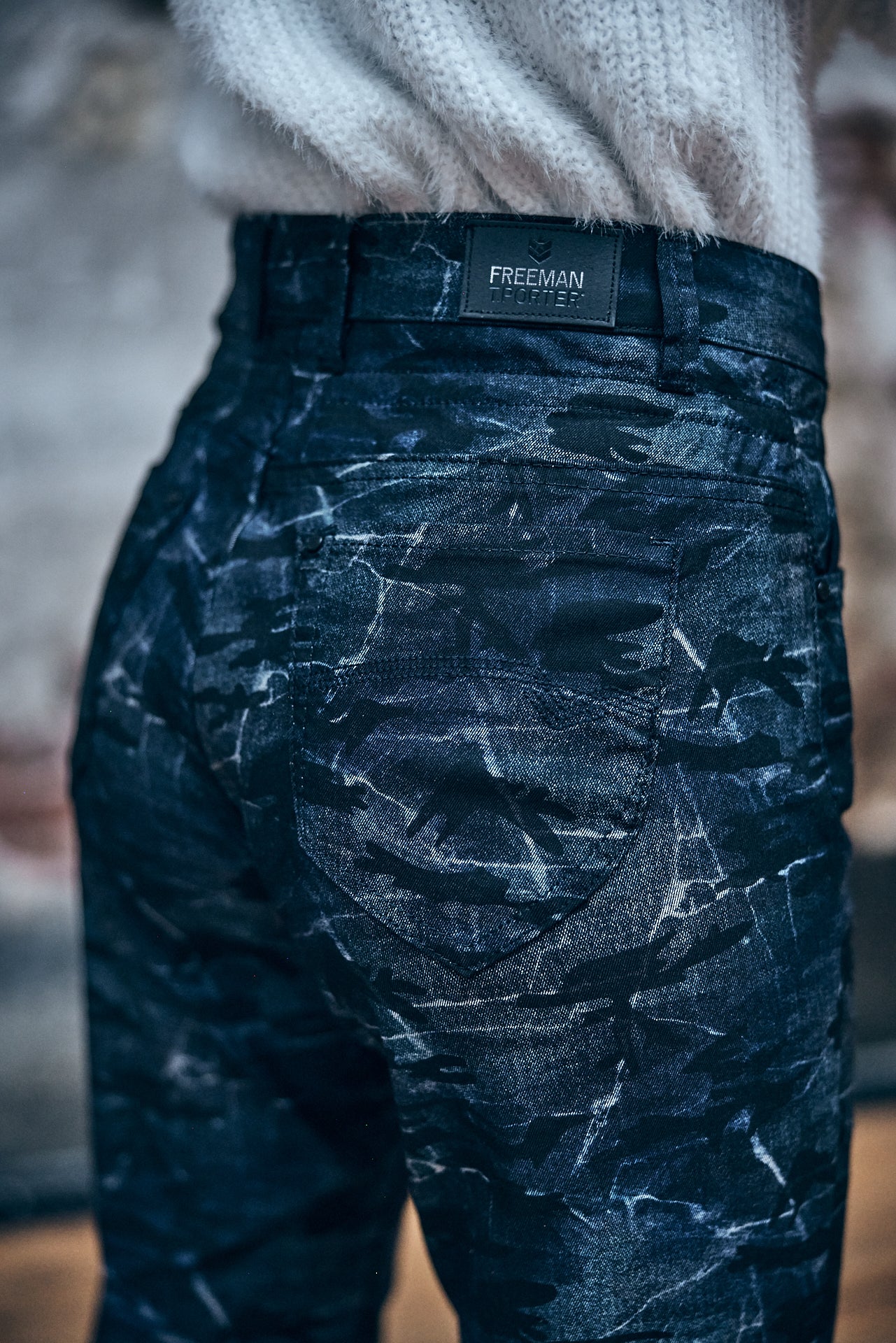 Pantalon boyfriend Femme Loona Martial original | Freeman T. Porter