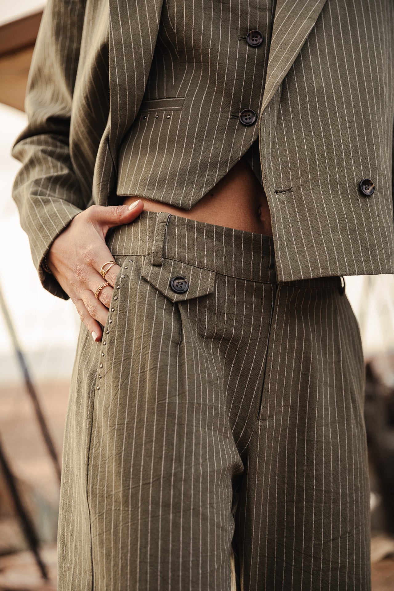 Hose mit hoher Taille Frau Alba Corsaire olivine | Freeman T. Porter