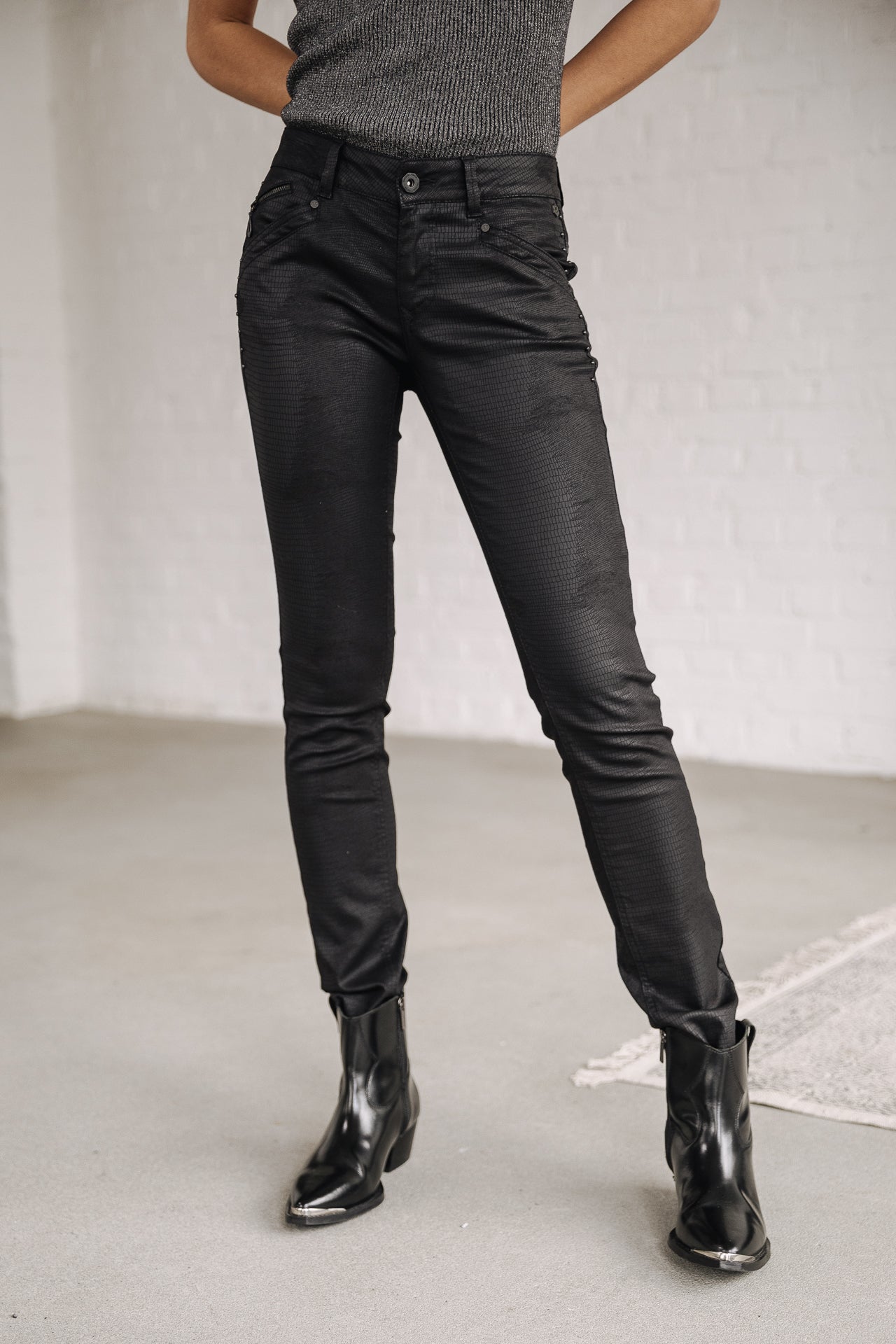 Pantalon slim Femme Kaylee Boalina black | Freeman T. Porter
