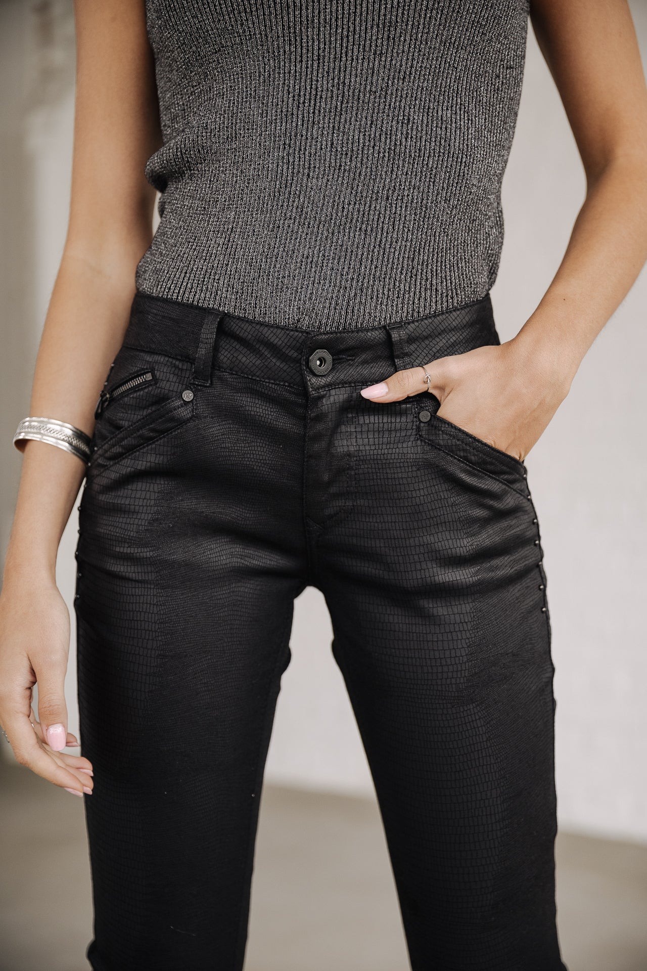 Pantalon slim Femme Kaylee Boalina black | Freeman T. Porter