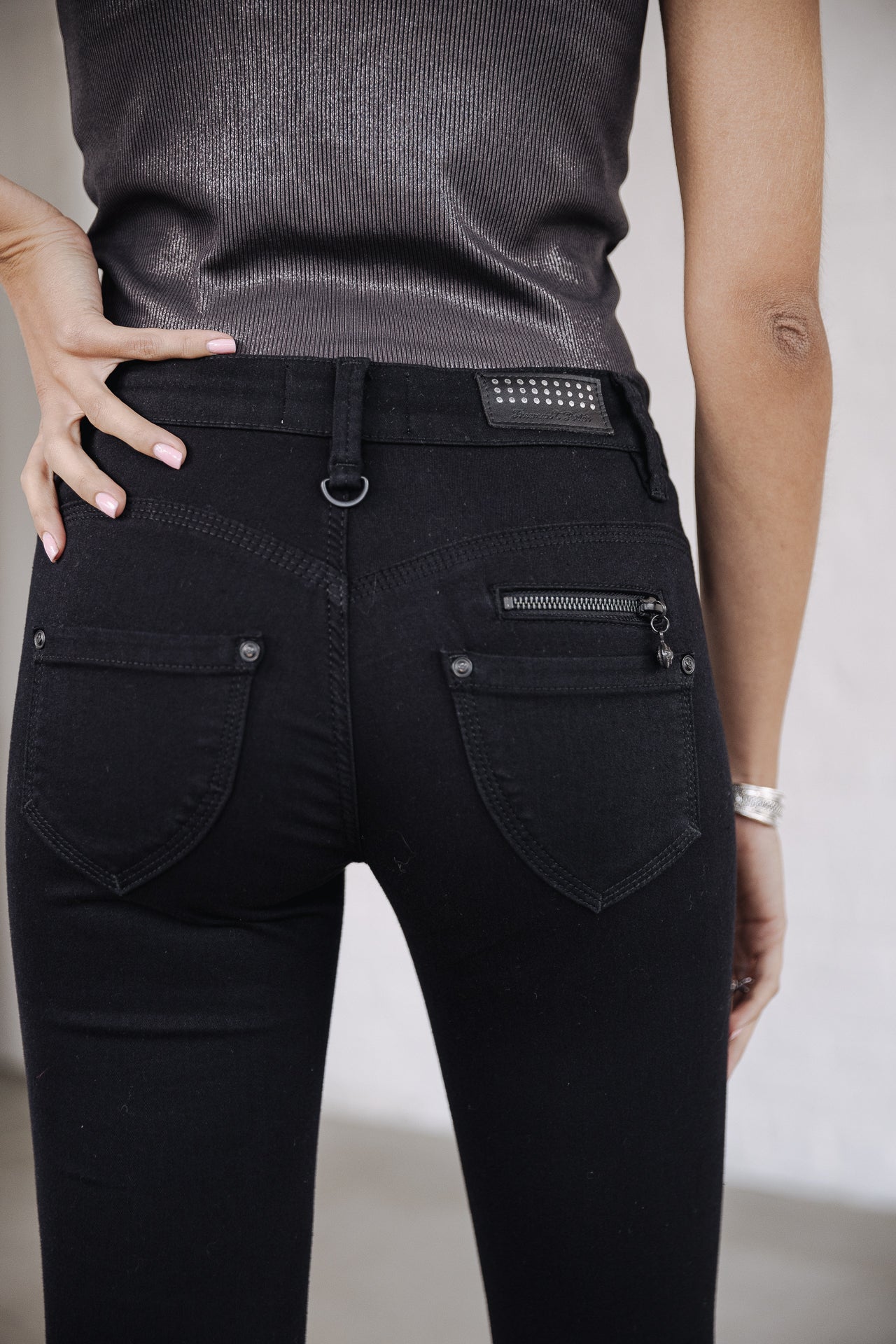 Jeans slim Femme Alexa Cropped black | Freeman T. Porter