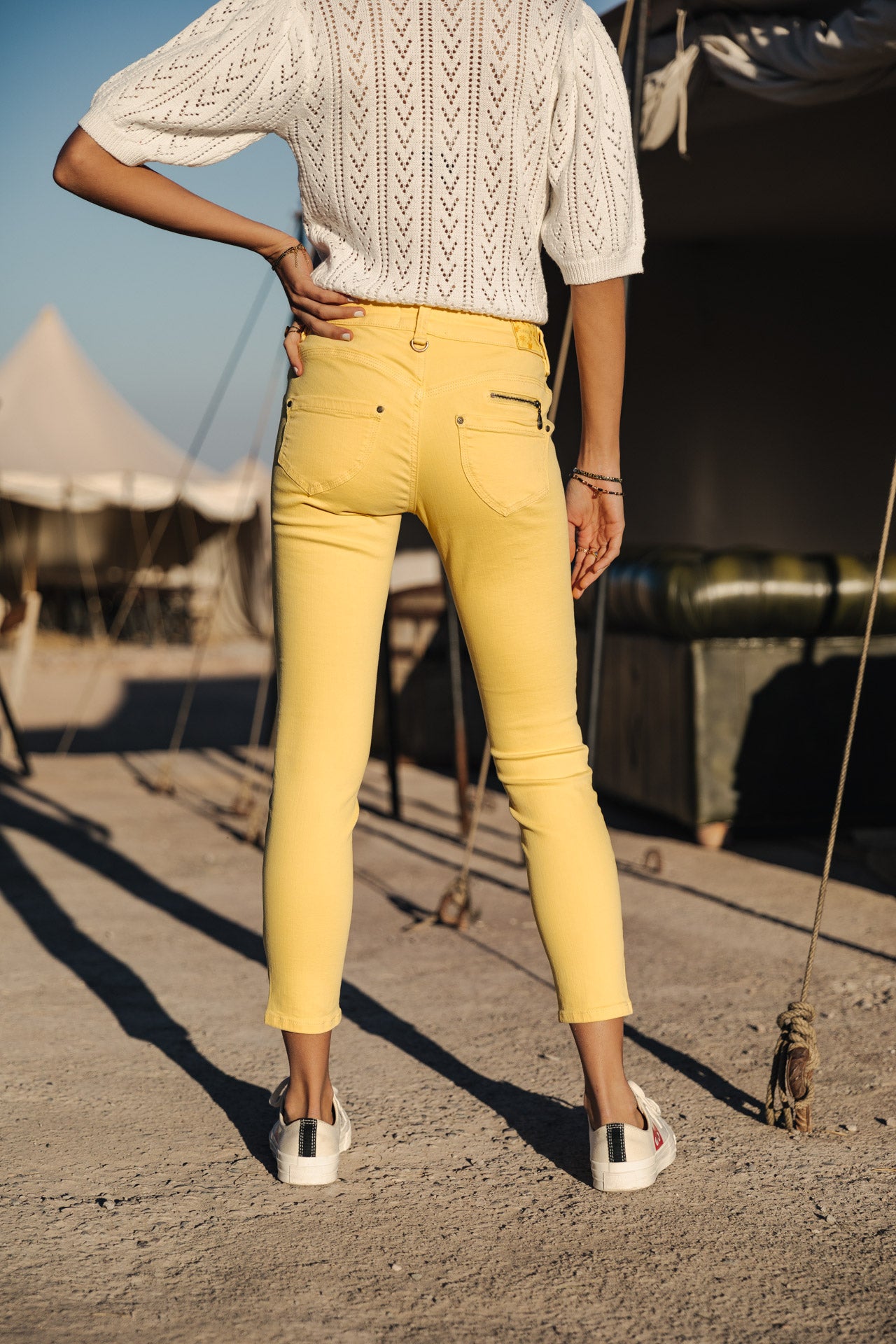 Pantalon super slim 7/8 Mujer Alexa Cropped New Magic Color banana cream | Freeman T. Porter