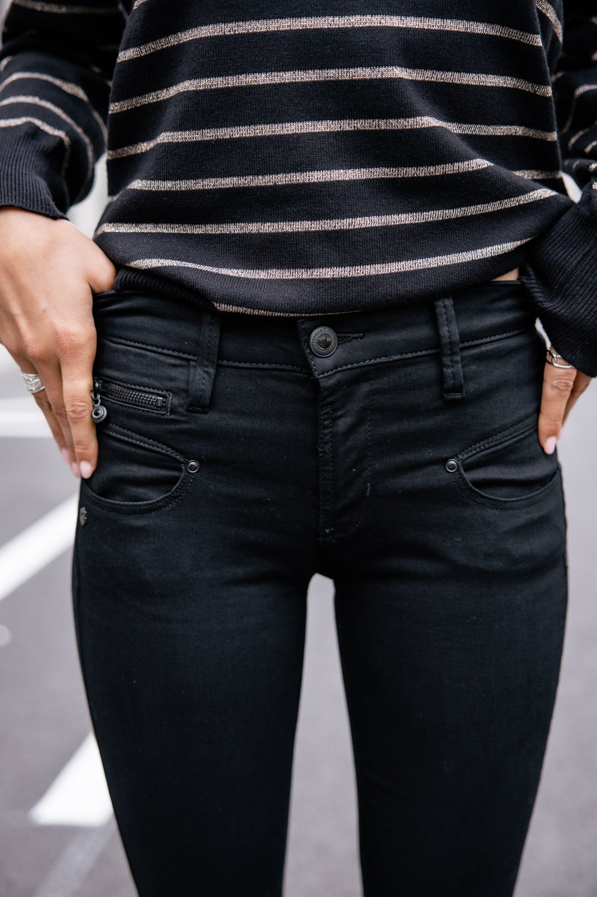 Röhrenjeans Frau Alexa High Waist black | Freeman T. Porter