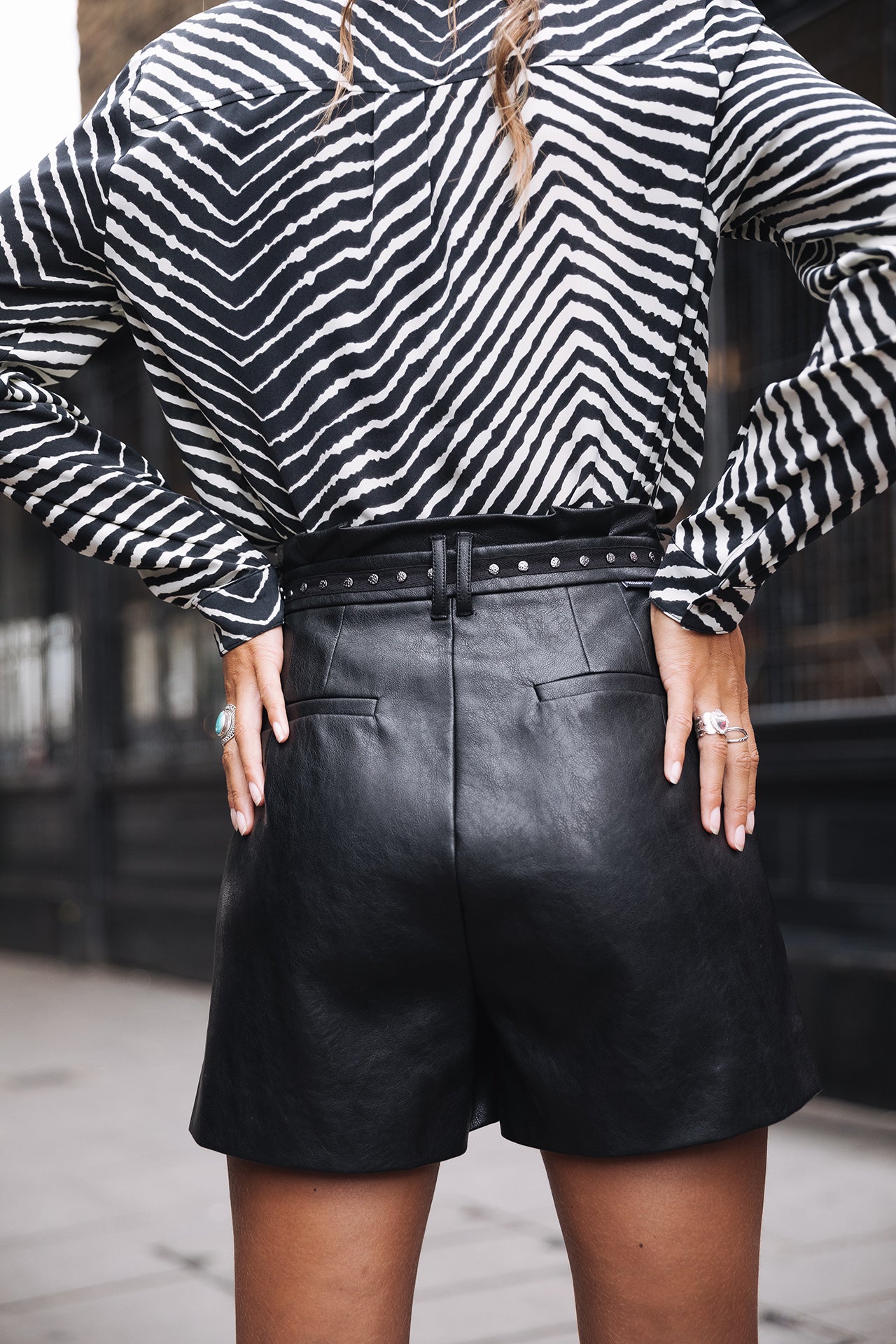 Short Paperbag Femme Vanessa Biker black | Freeman T. Porter