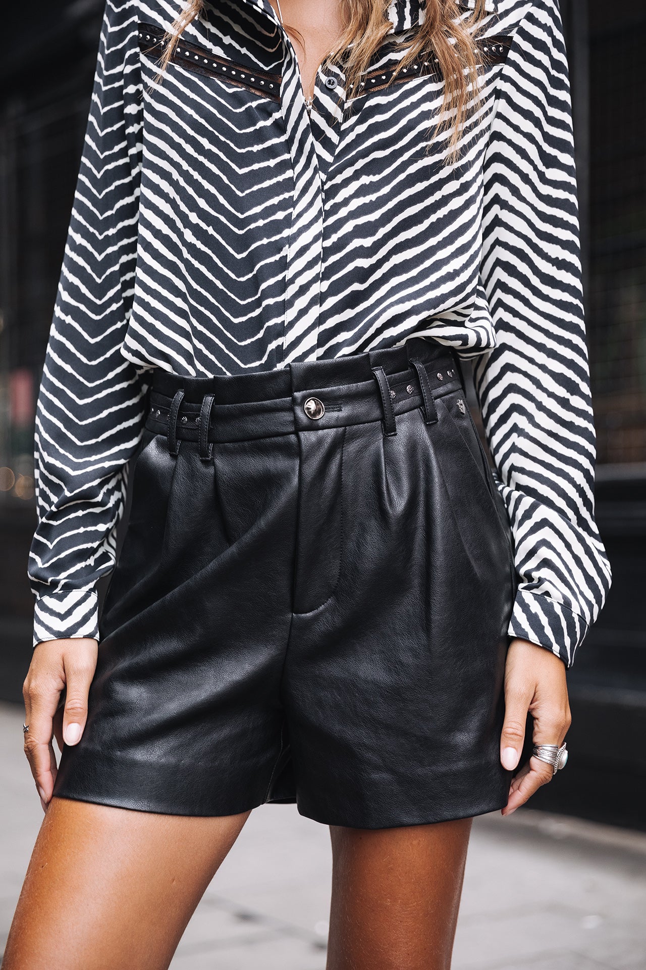 Short Paperbag Femme Vanessa Biker black | Freeman T. Porter