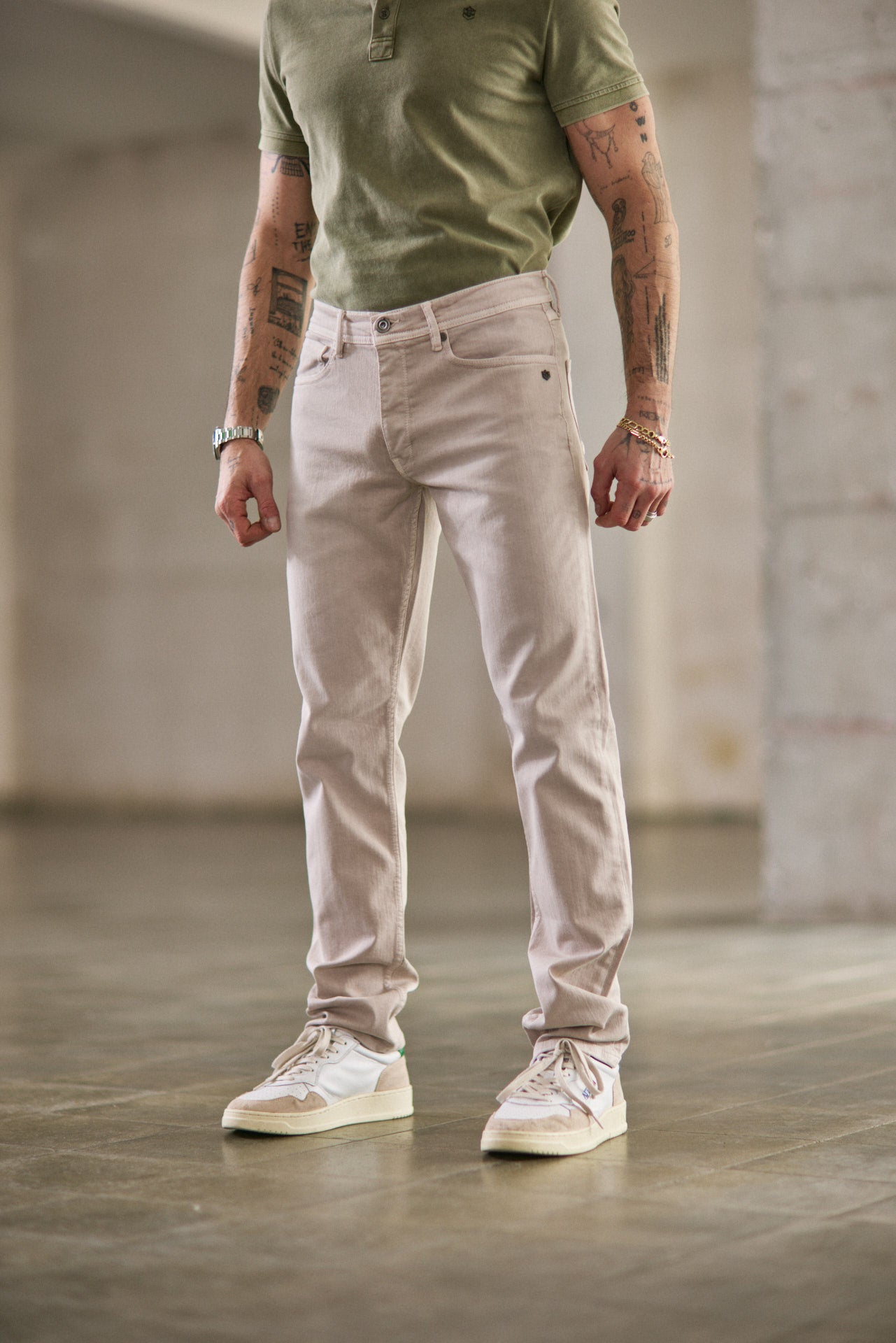 Pantalon droit ajusté Unisex Jimmy California simply taupe | Freeman T. Porter