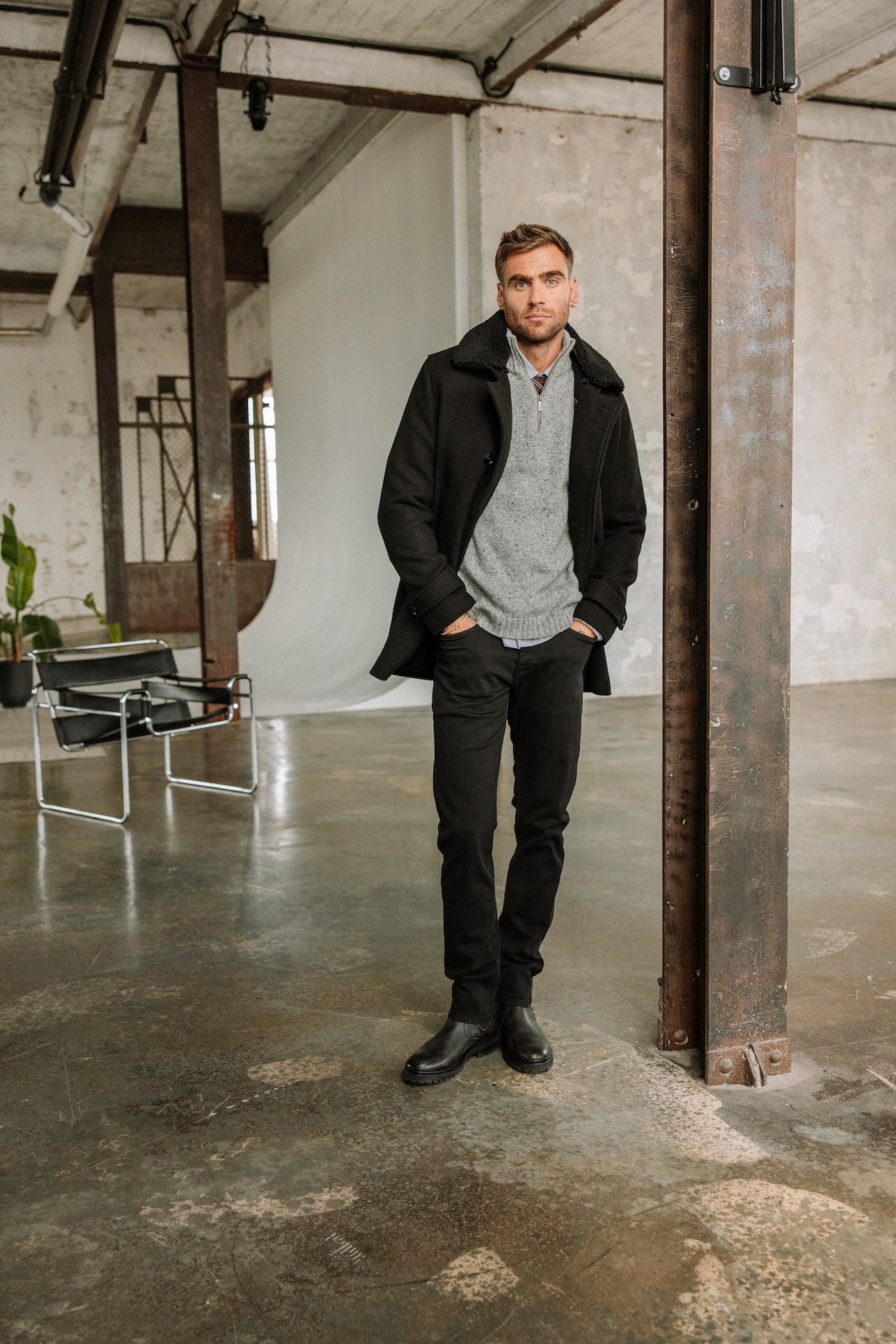 Pantalon droit ajusté Mann Jimmy New Magic Color Oil black | Freeman T. Porter
