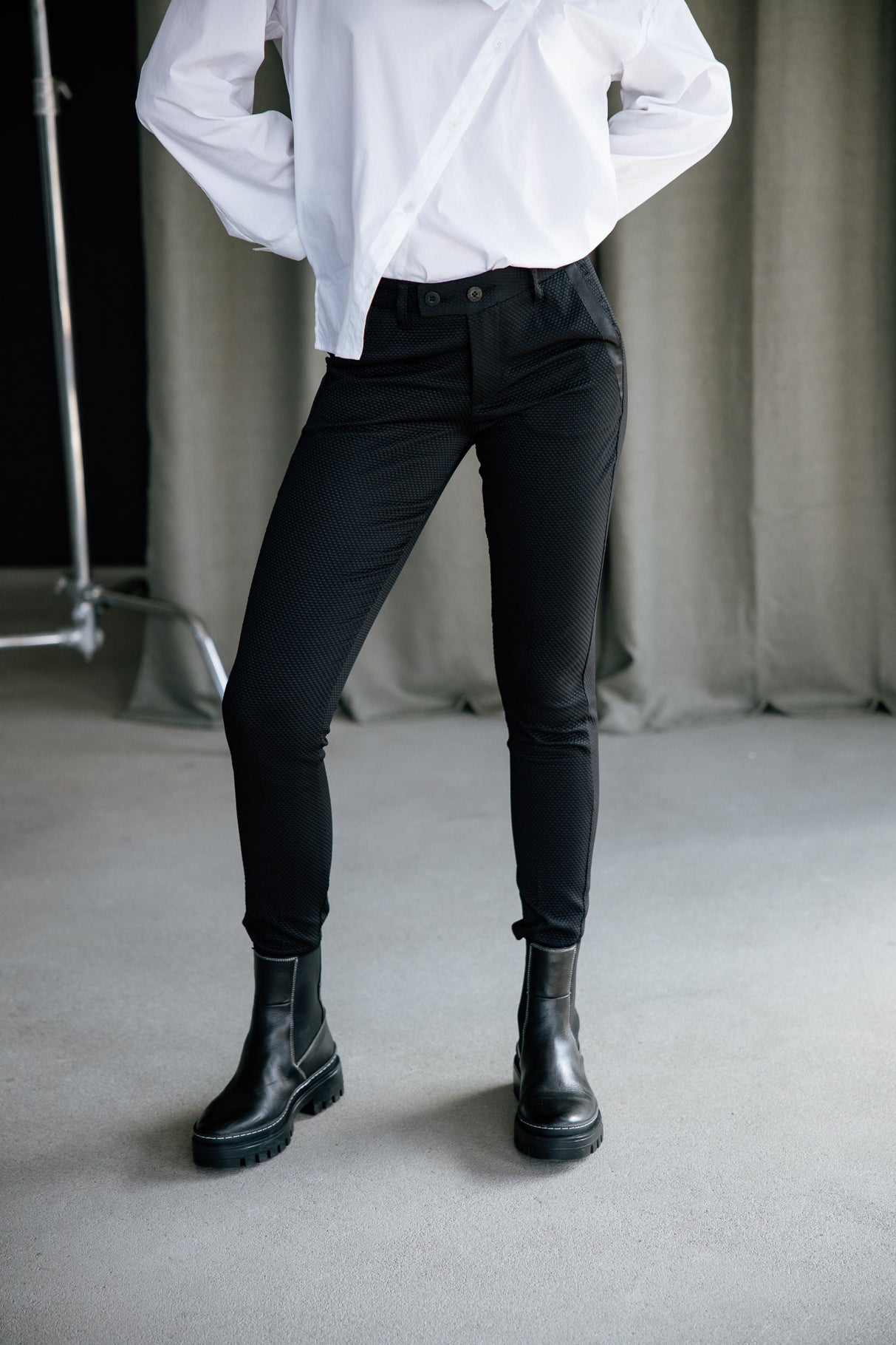 Pantalon city super slim Femme Tessa Cassico black | Freeman T. Porter