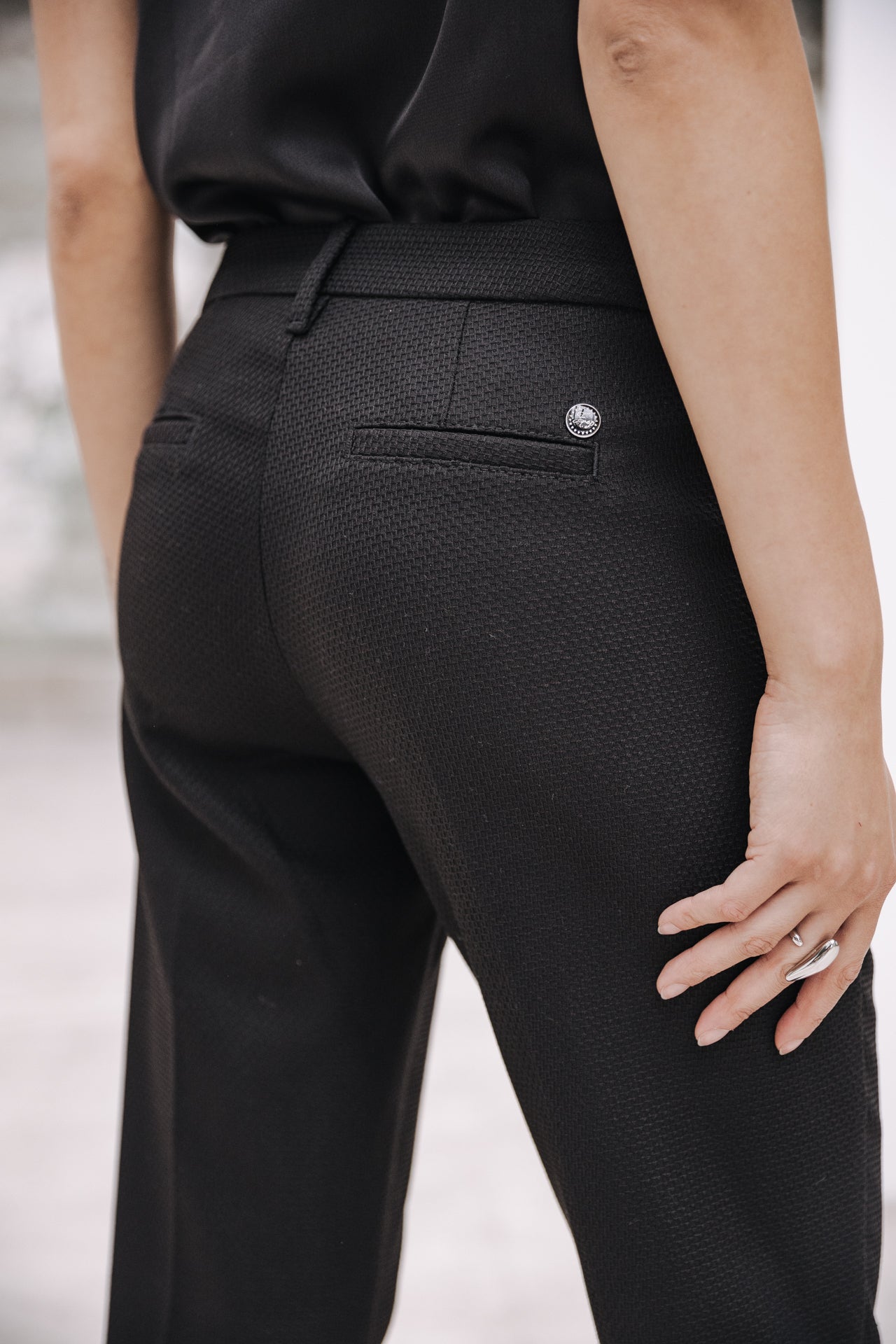 Pantalon super slim Femme Tessa Socially black | Freeman T. Porter