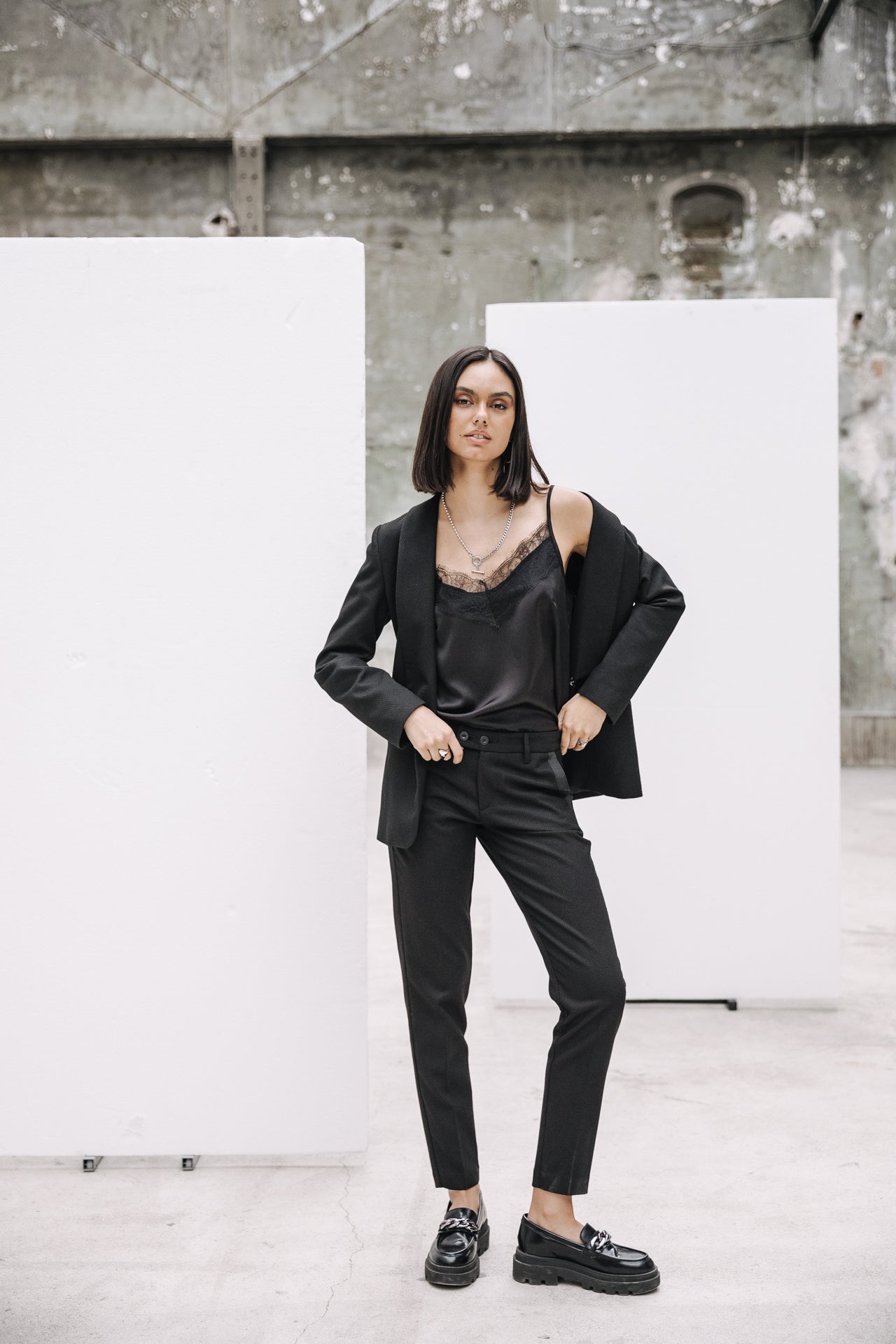 Pantalon super slim Femme Tessa Socially black | Freeman T. Porter