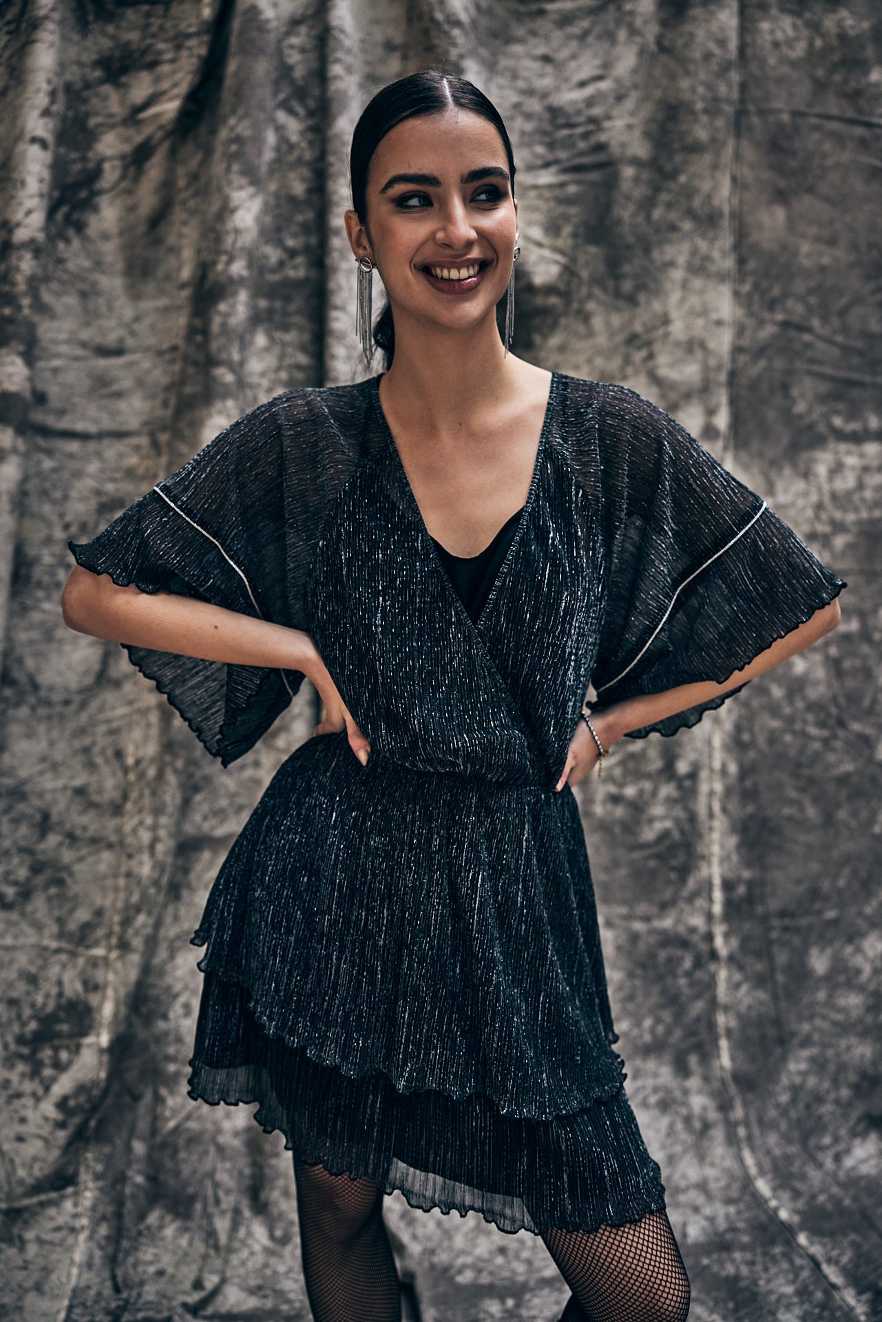 Robe cache-cœur Unisex Riana Shiny silver | Freeman T. Porter